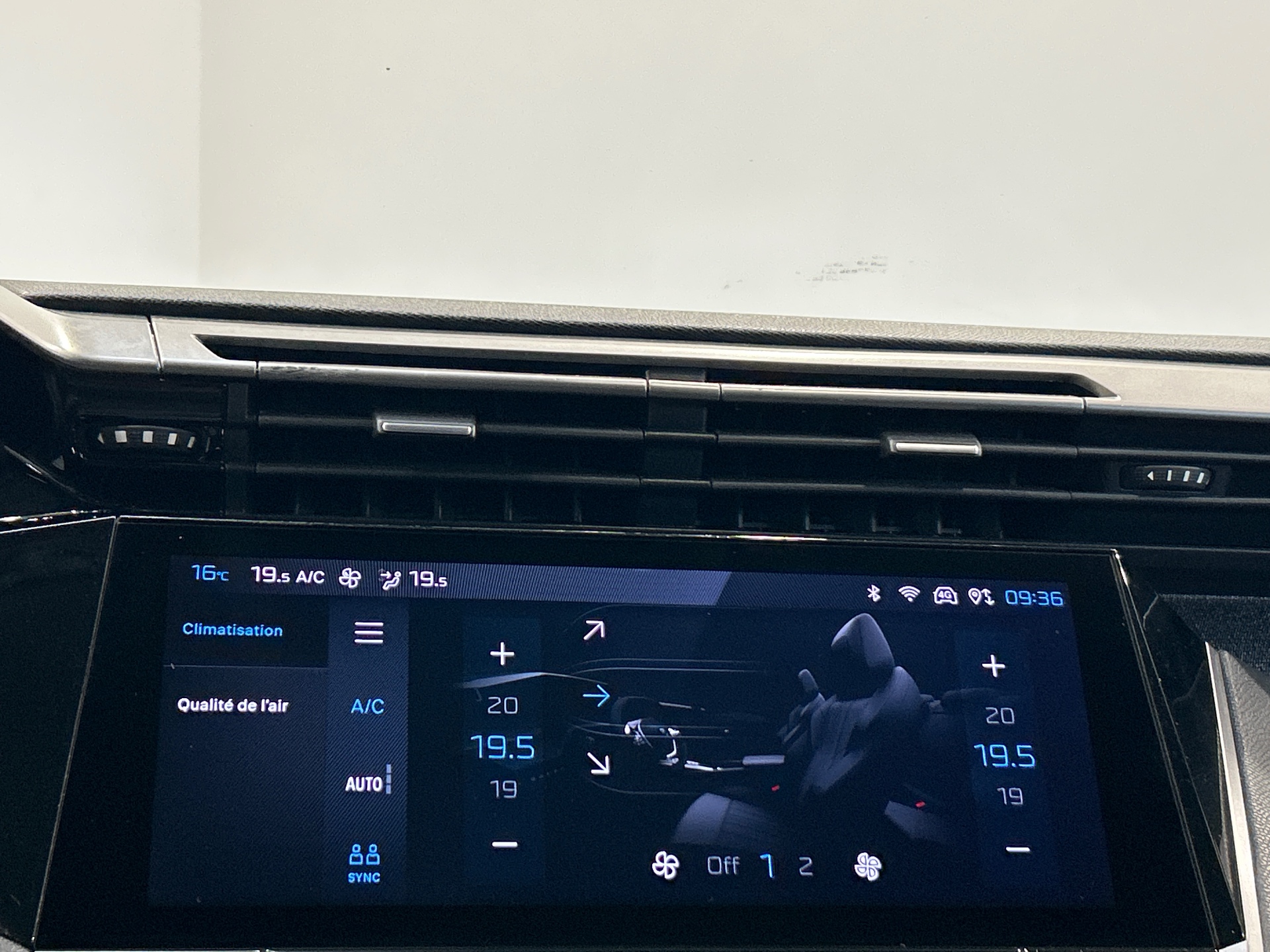 PEUGEOT 408 ALLURE PTECH 130 S&S EAT8