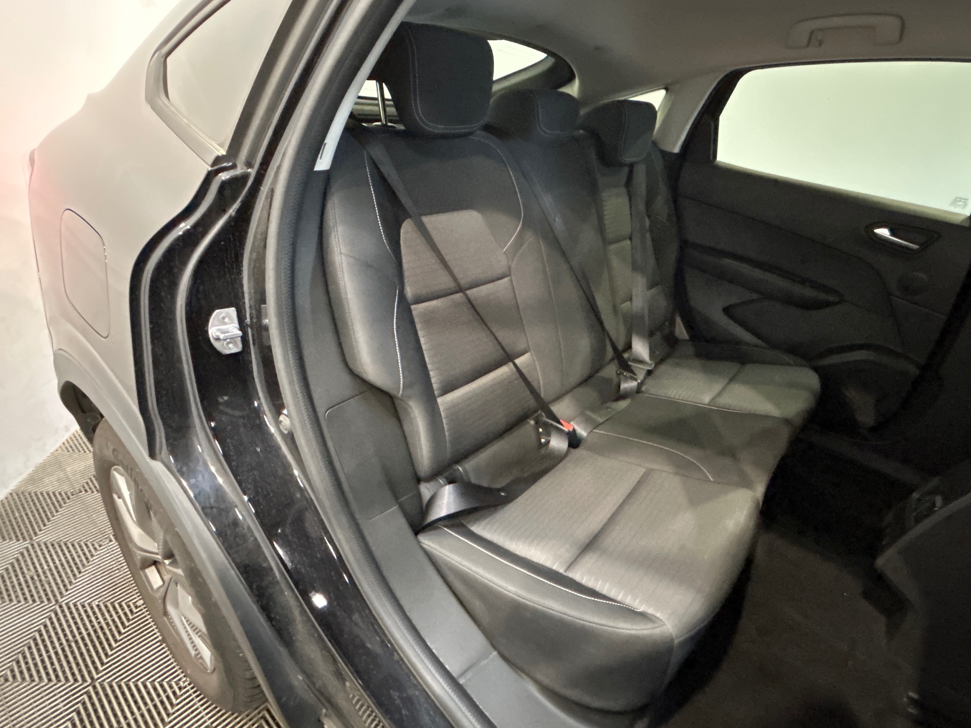 RENAULT ARKANA TCe 140 EDC - 23 Evolution