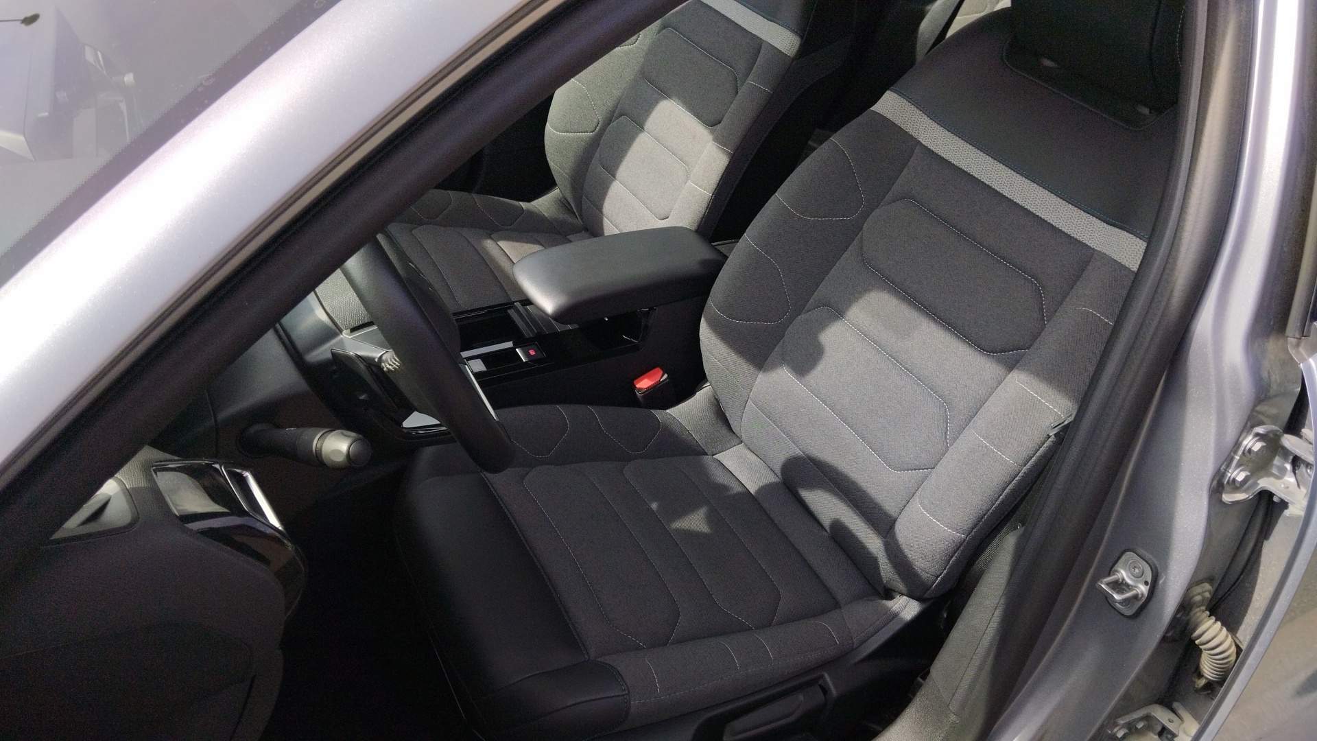 CITROEN C4 PURETECH 130CH EAT8 PLUS