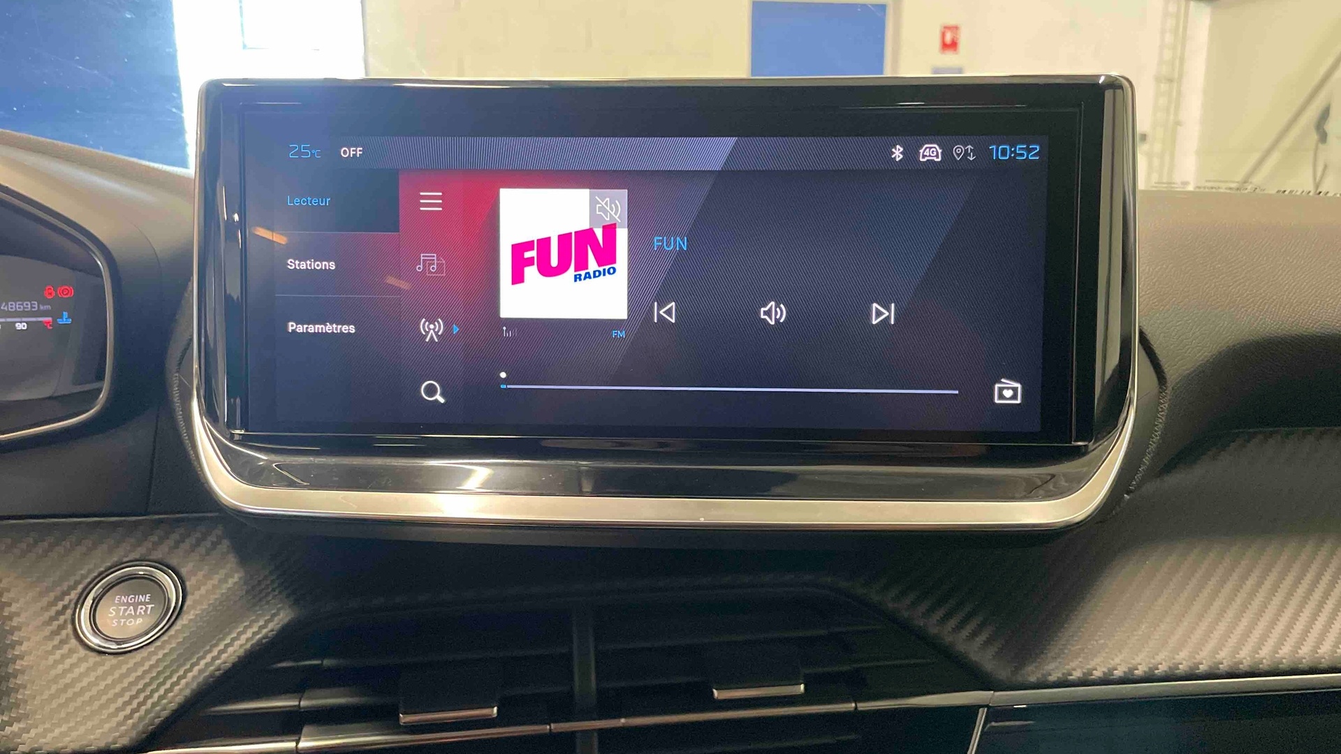 PEUGEOT 208 PureTech 100 S&S BVM6 Allure