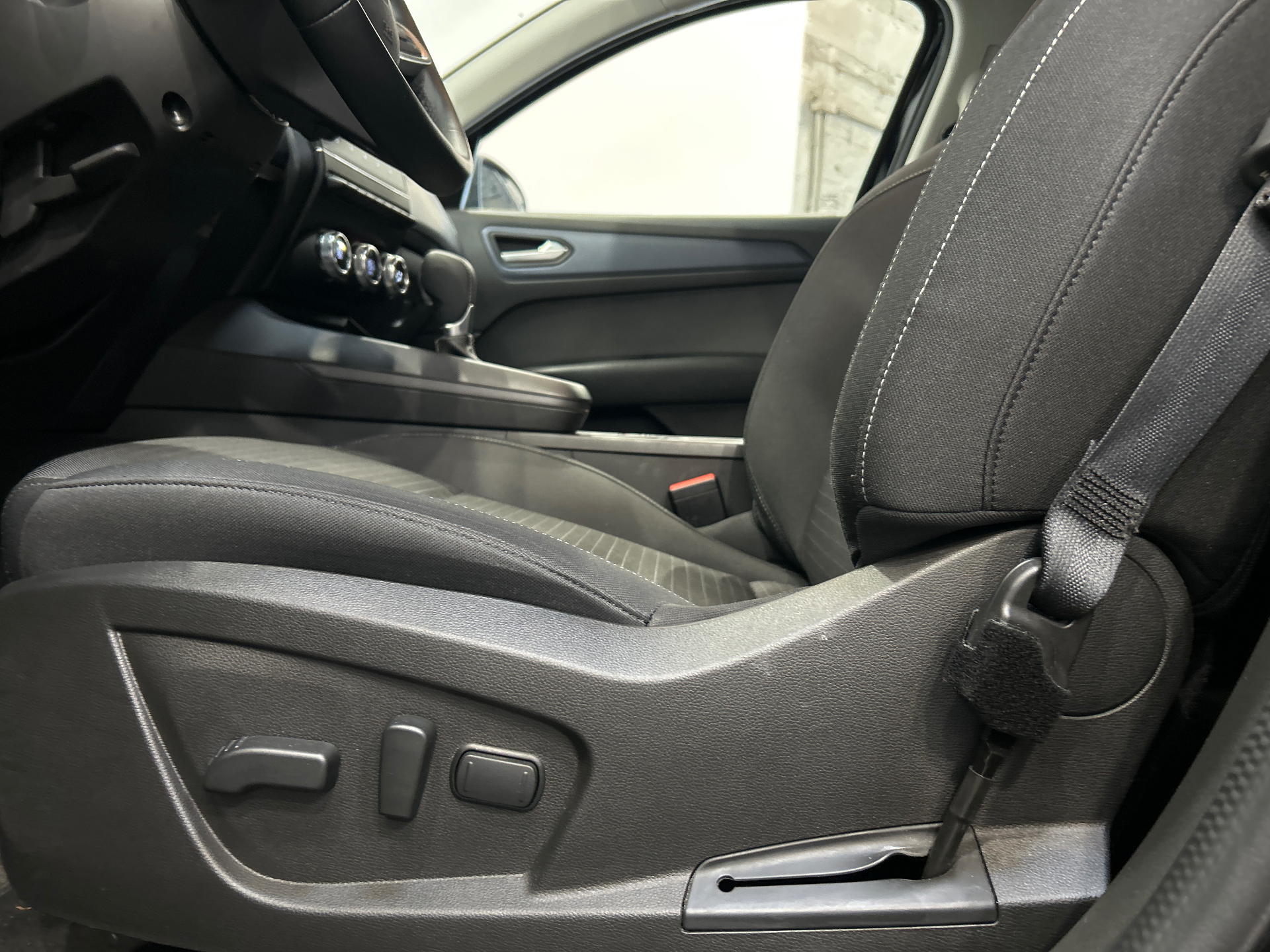RENAULT ARKANA TCe 140 EDC - 23 Evolution
