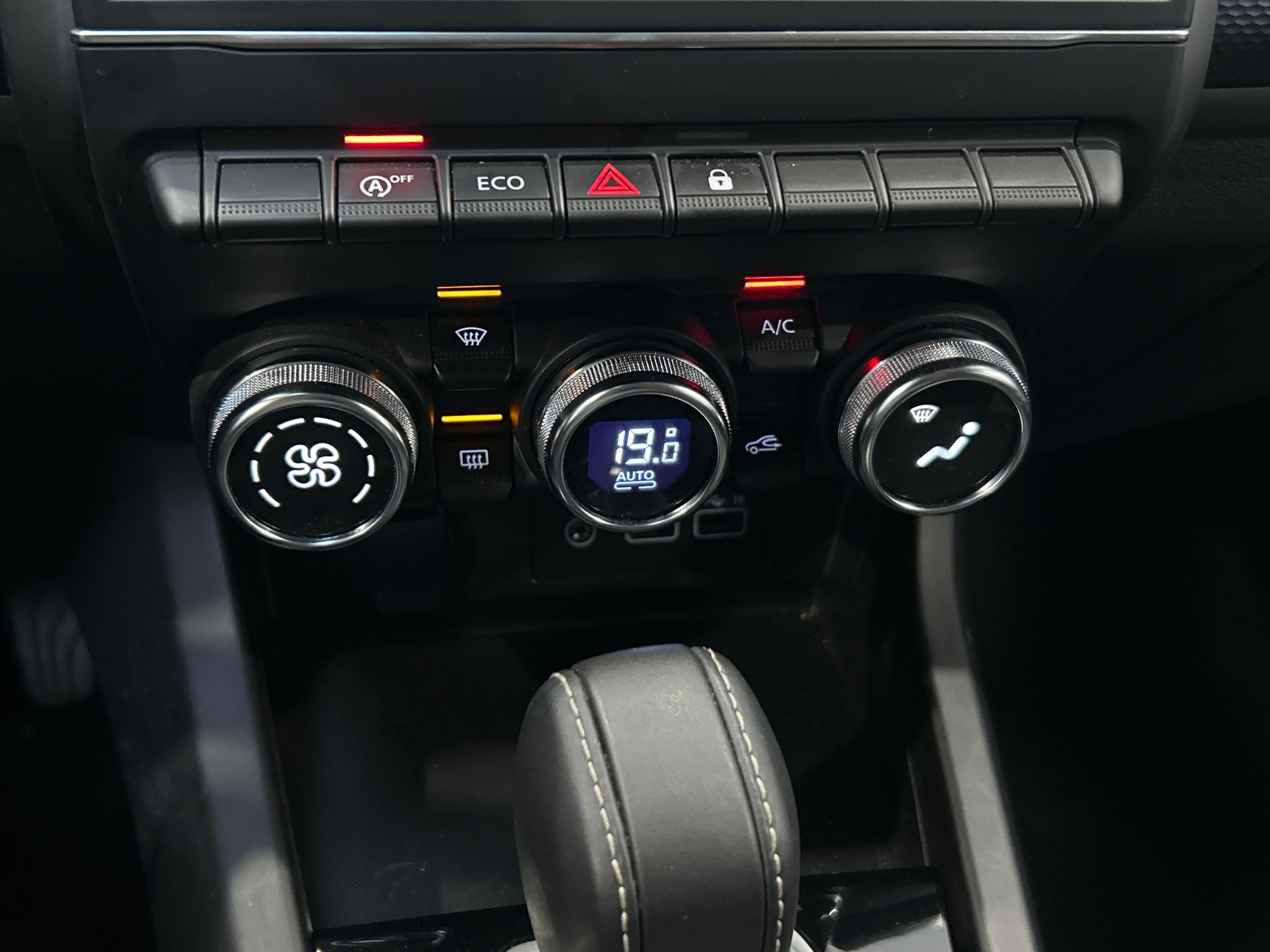 RENAULT ARKANA TCe 140 EDC - 23 Evolution