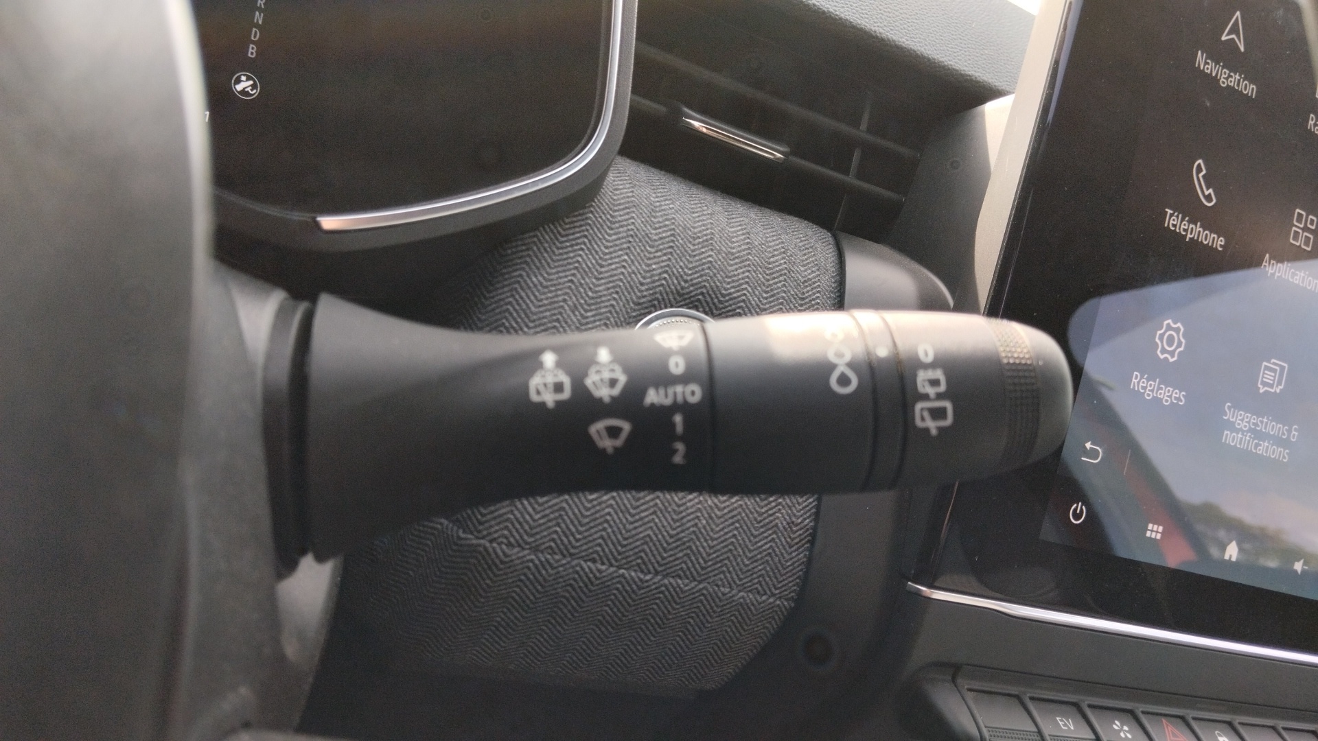 RENAULT CLIO V E-Tech full hybrid 145 Techno