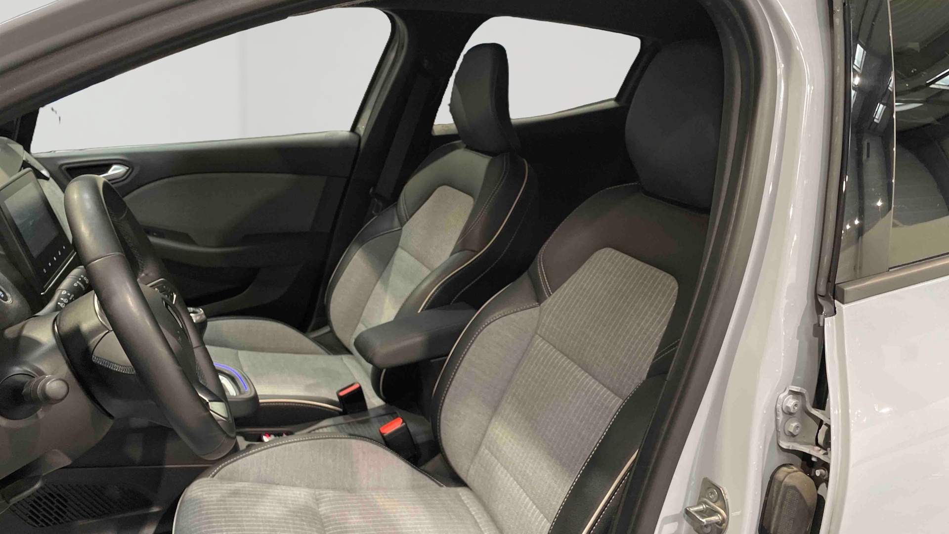 RENAULT CLIO V TCe 90 Techno - 5P