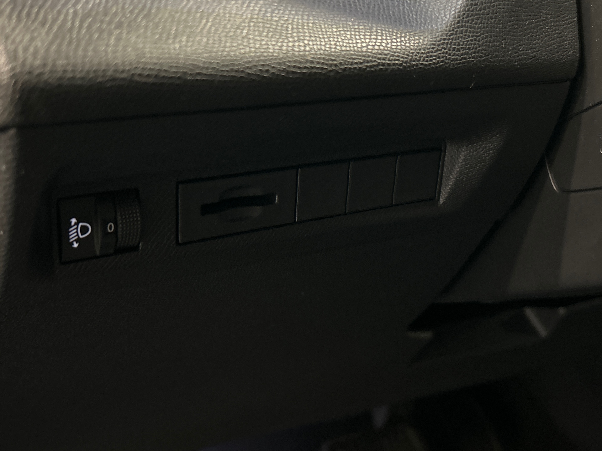 PEUGEOT 408 ALLURE PTECH 130 S&S EAT8