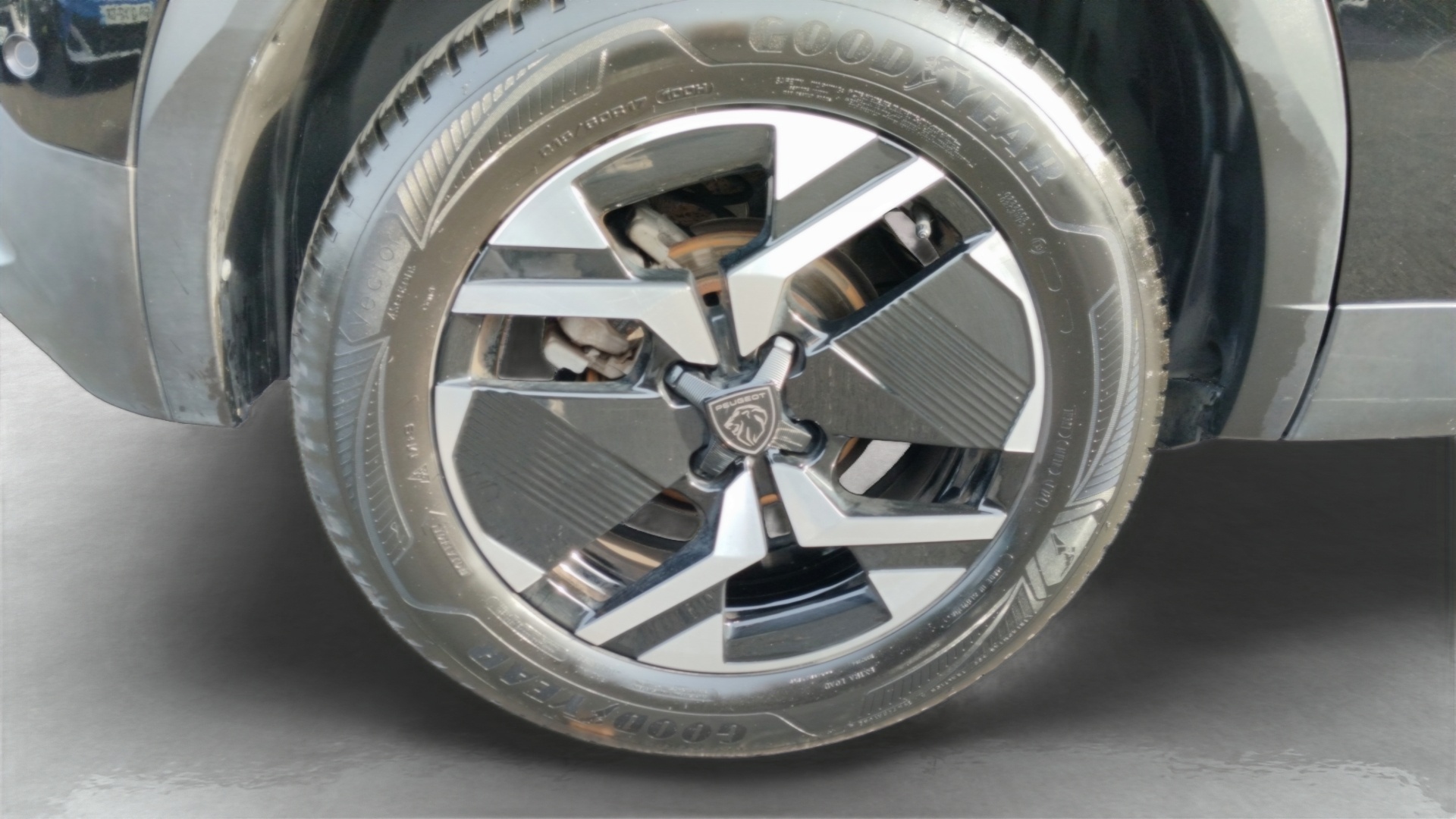 PEUGEOT 2008 ALLURE PURETECH 100 S&S BVM6