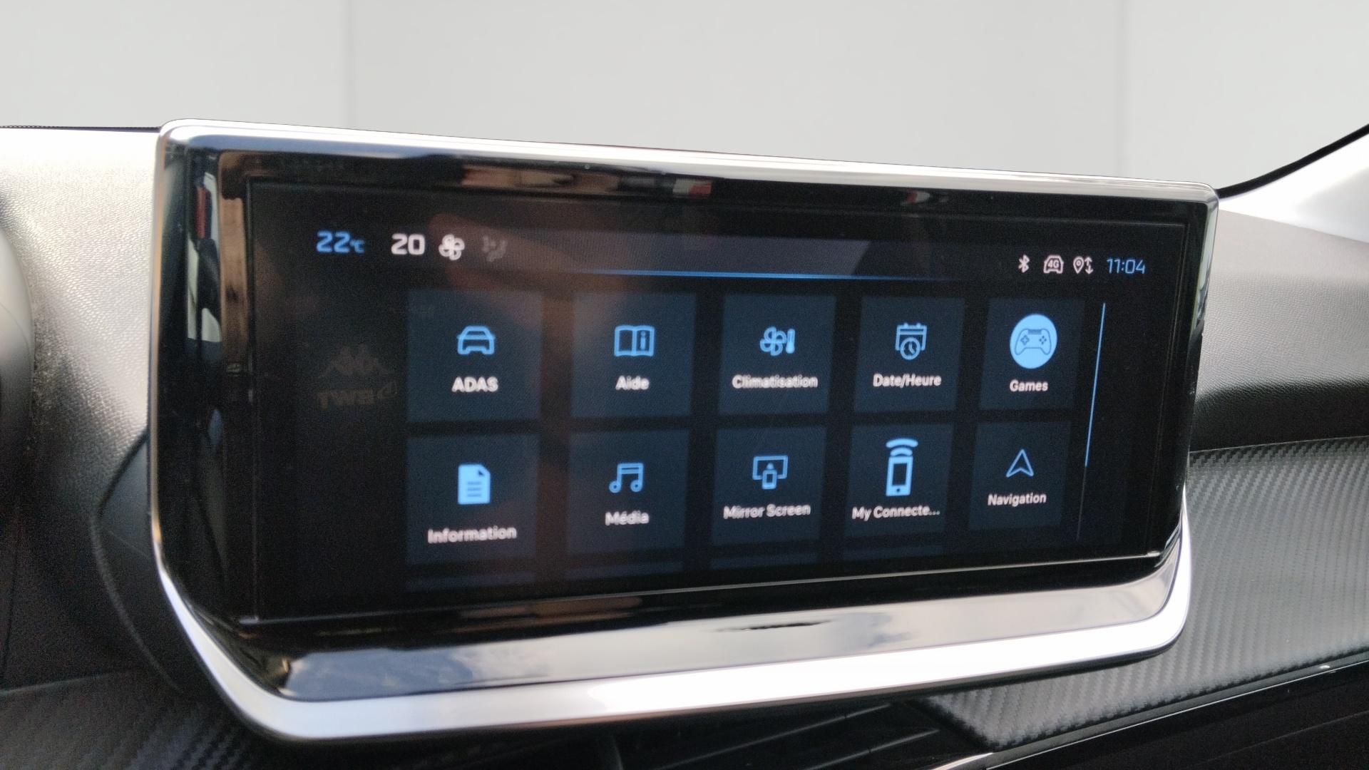 PEUGEOT 208 ALL PT100 BVM