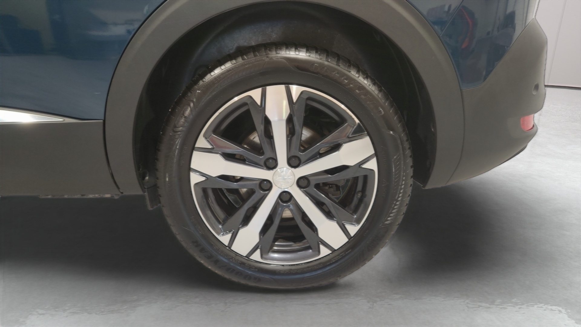PEUGEOT 5008 BlueHDi 130ch S&S EAT8 Allure Pack