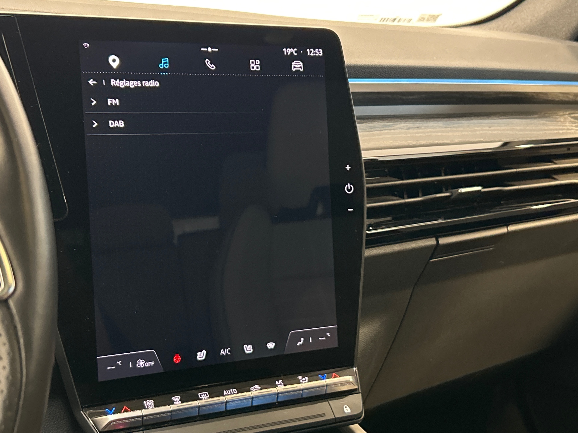 RENAULT ESPACE VI E-Tech hybrid 200 Iconic