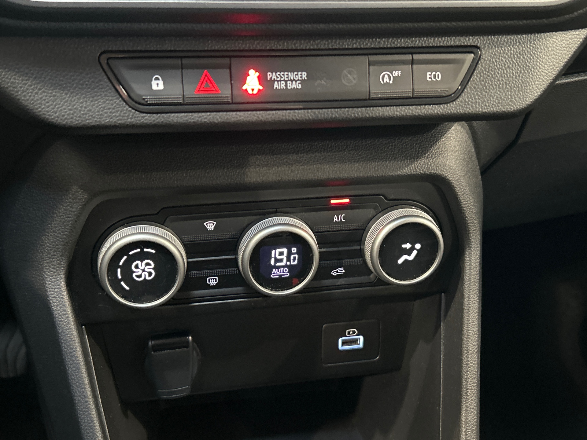 DACIA SANDERO ECO-G 100 Stepway Expression +