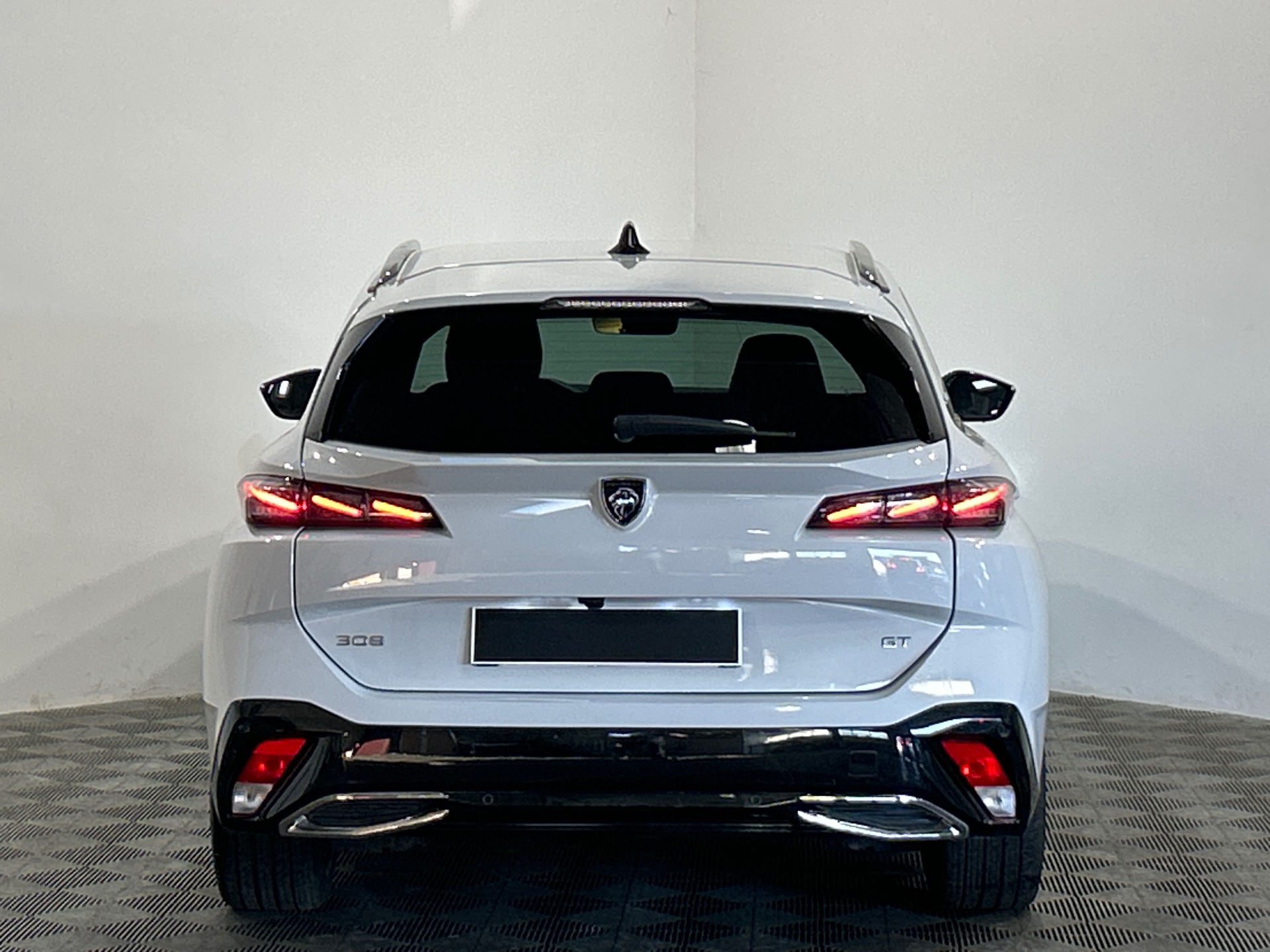 PEUGEOT 308 SW BlueHDi 130ch S&S EAT8 GT