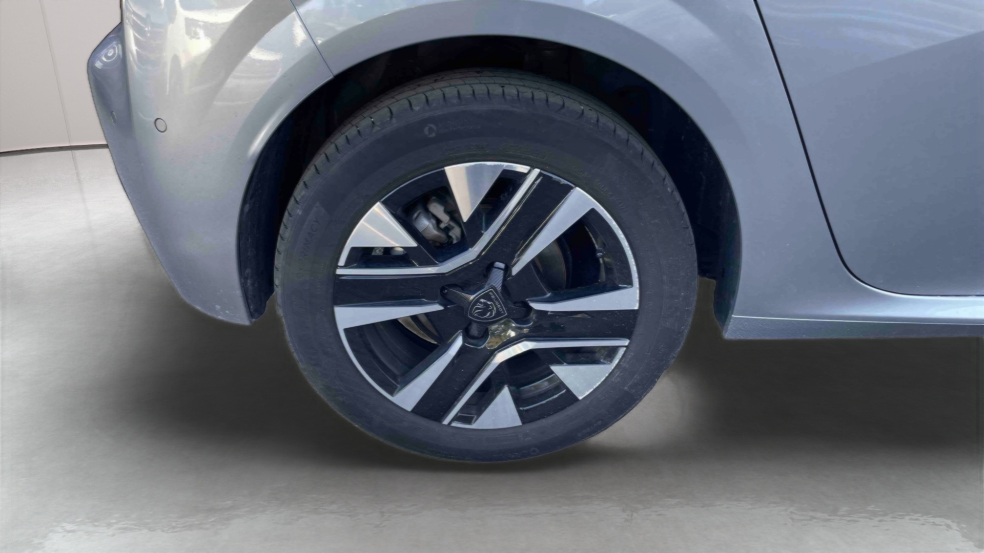 PEUGEOT 208 PureTech 100 S&S BVM6 Allure