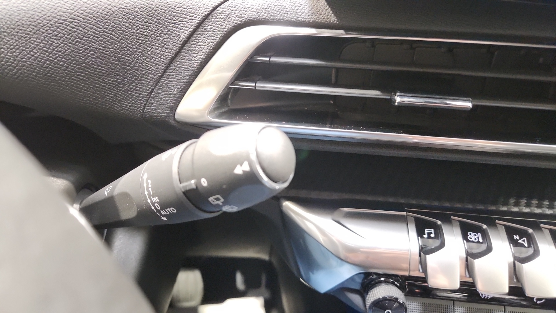 PEUGEOT 5008 BlueHDi 130ch S&S EAT8 Allure Pack