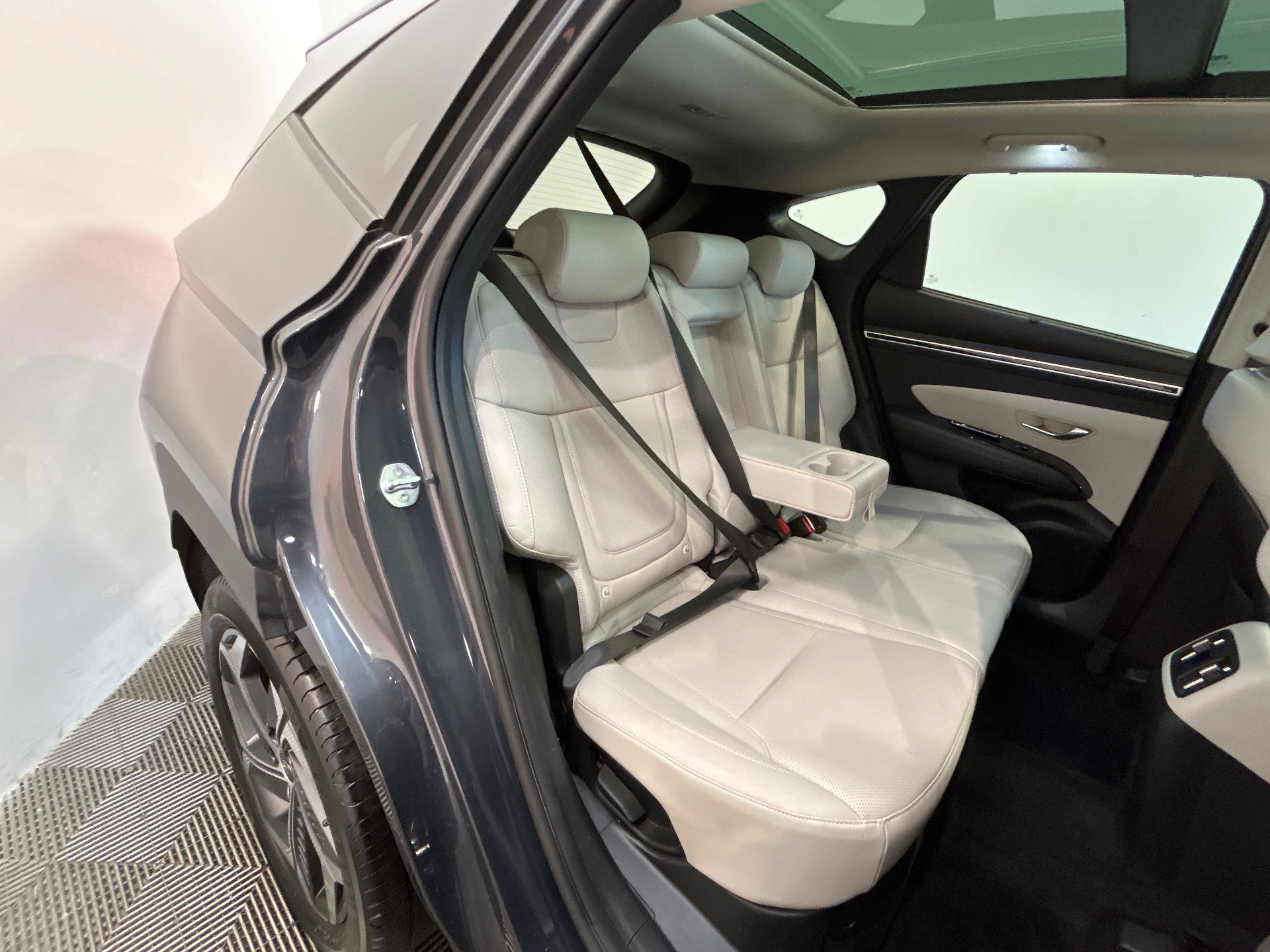 HYUNDAI TUCSON 1.6 T-GDI 230 Hybrid BVA6 Executive