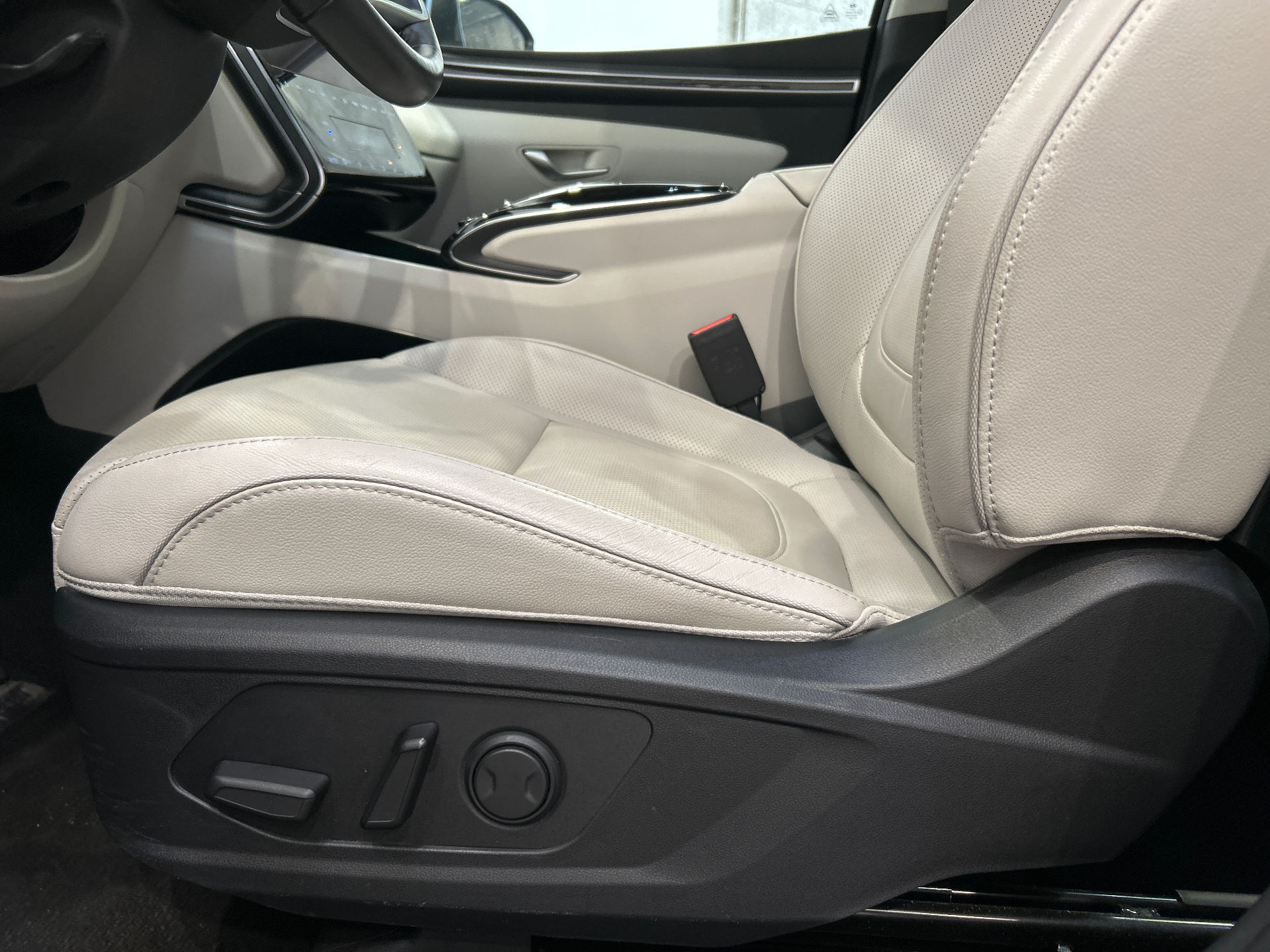 HYUNDAI TUCSON 1.6 T-GDI 230 Hybrid BVA6 Executive
