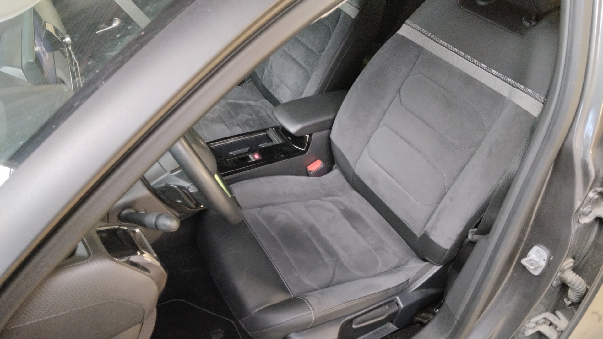 CITROEN C4 PT130 S&S EAT8 SHINE PK