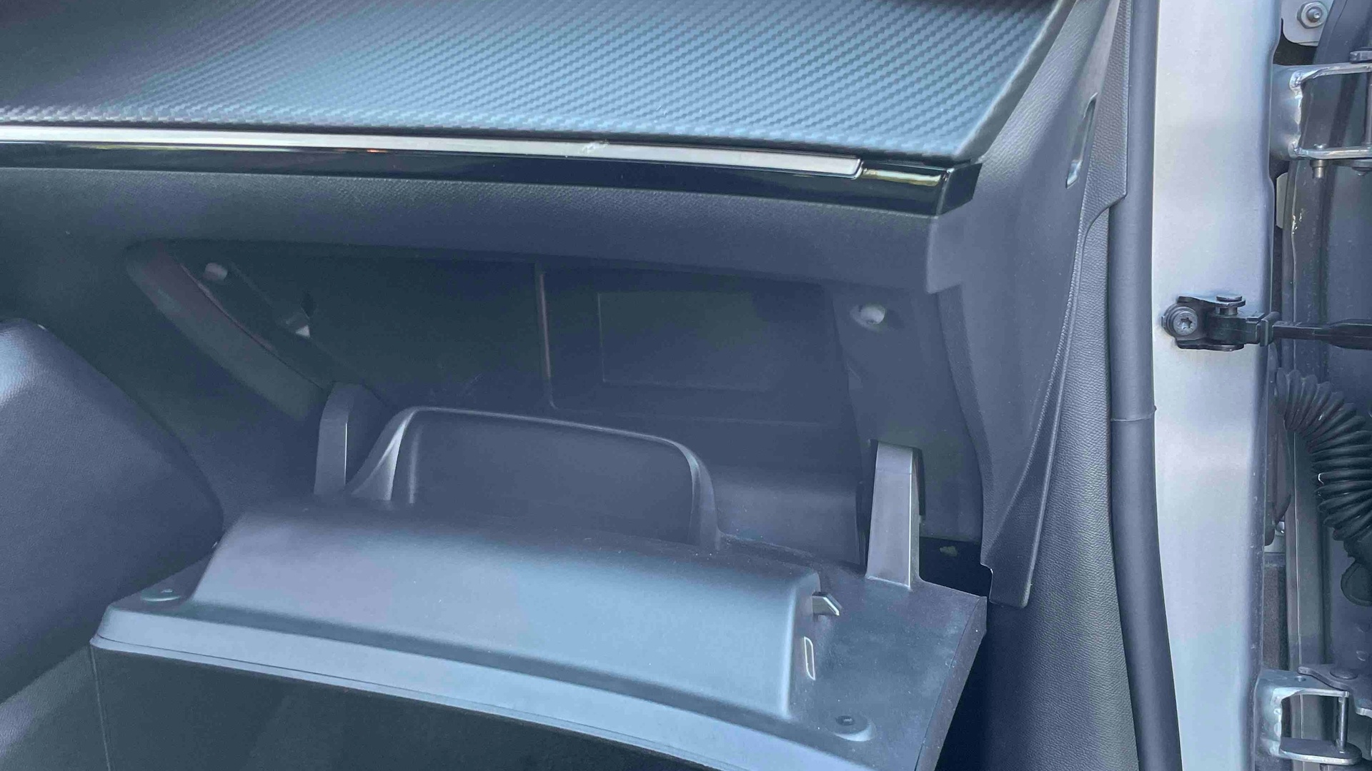 PEUGEOT 208 PureTech 100 S&S BVM6 Allure
