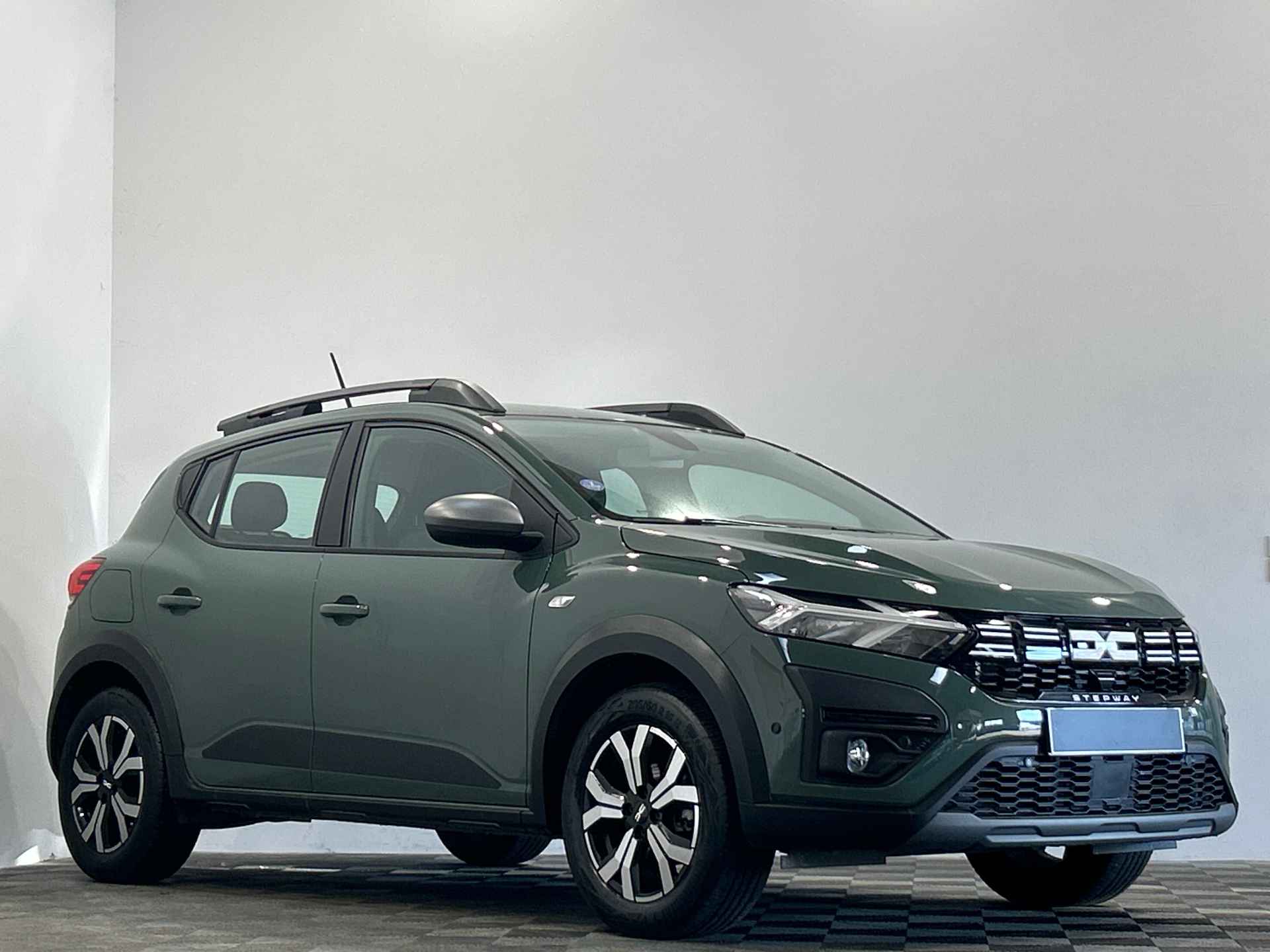 DACIA SANDERO ECO-G 100 Stepway Expression +