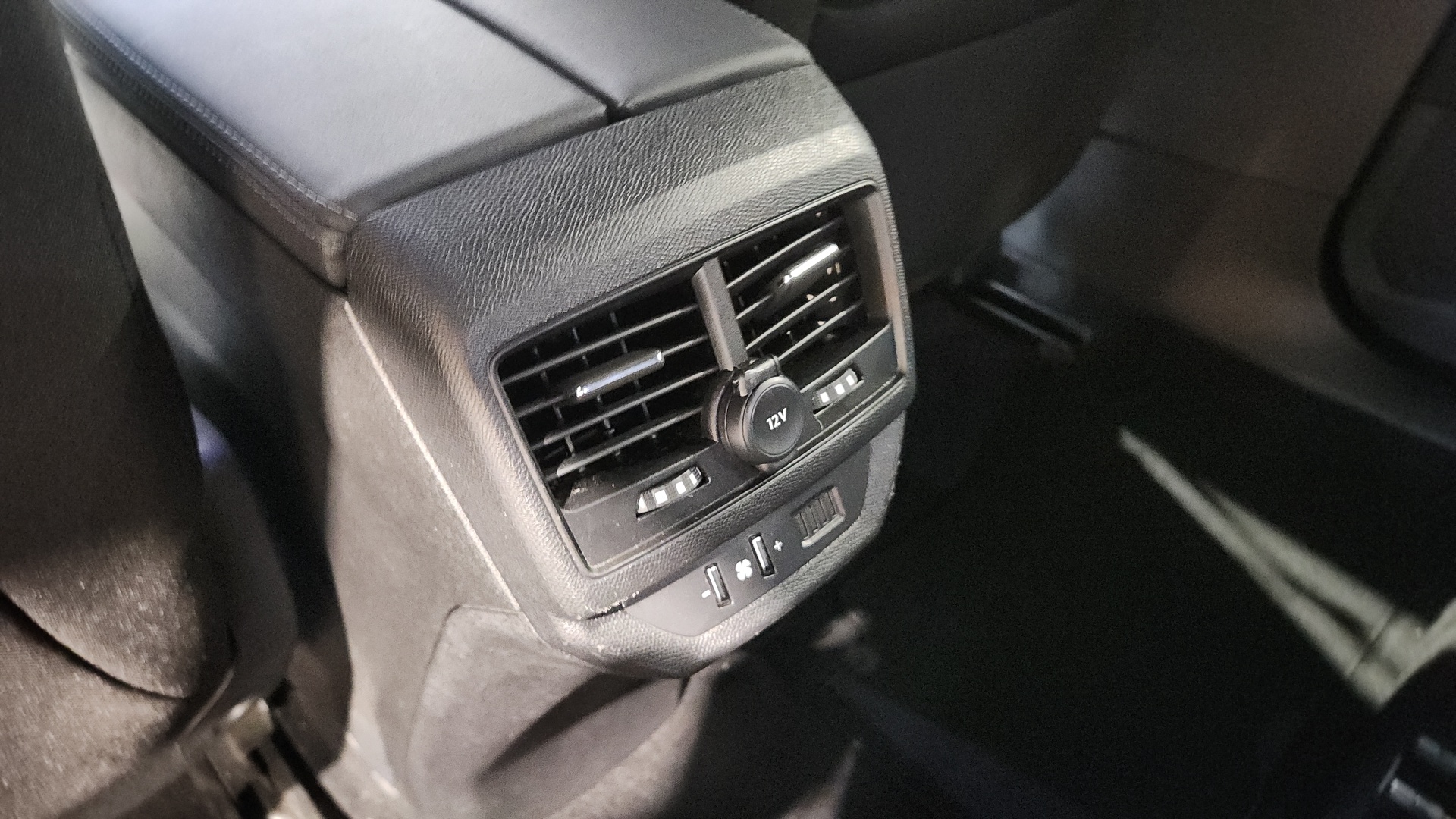 PEUGEOT 5008 BlueHDi 130ch S&S EAT8 Allure Pack