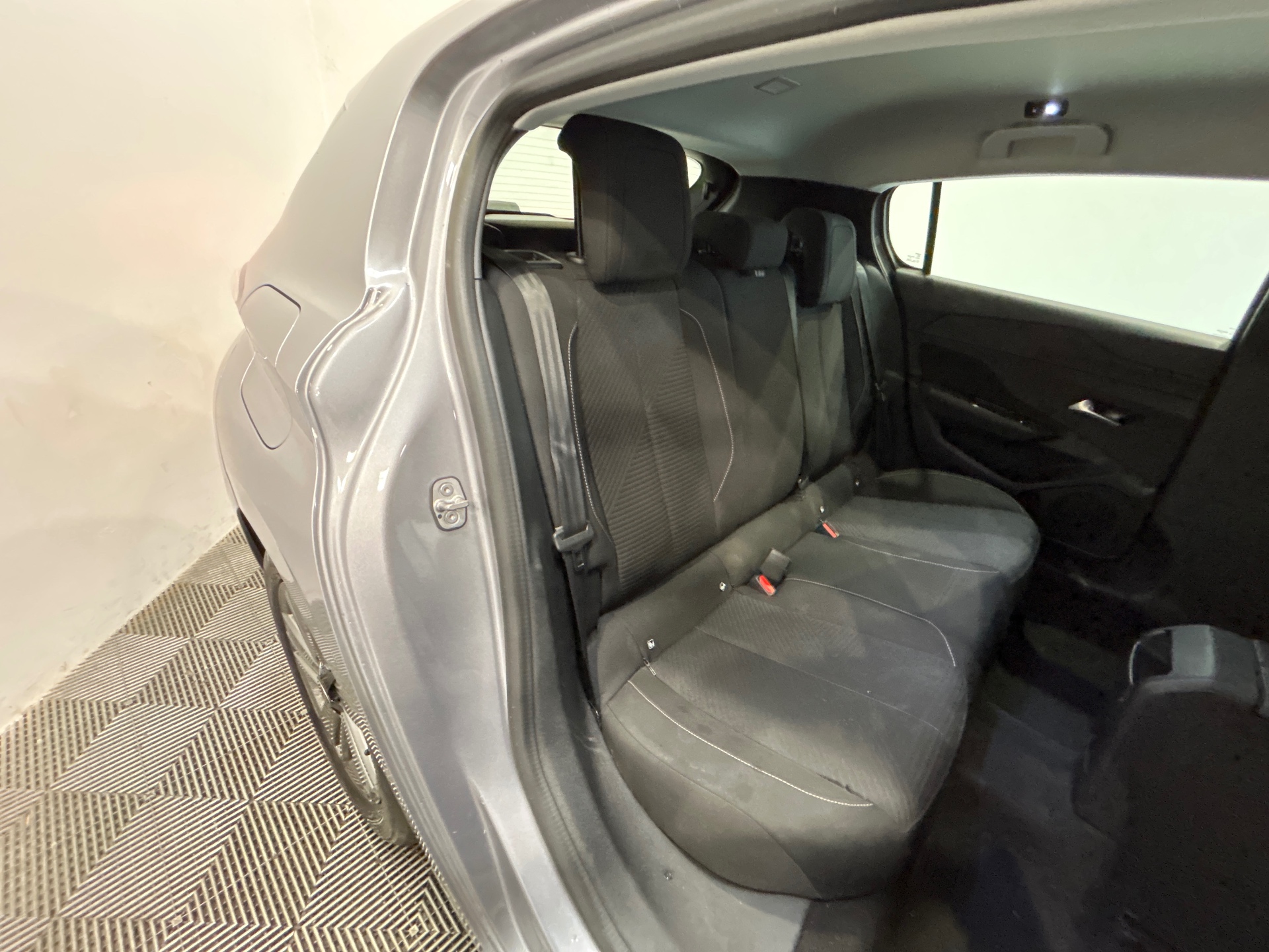 PEUGEOT 308 ACTIVE PACK PTECH130 S&S EAT8