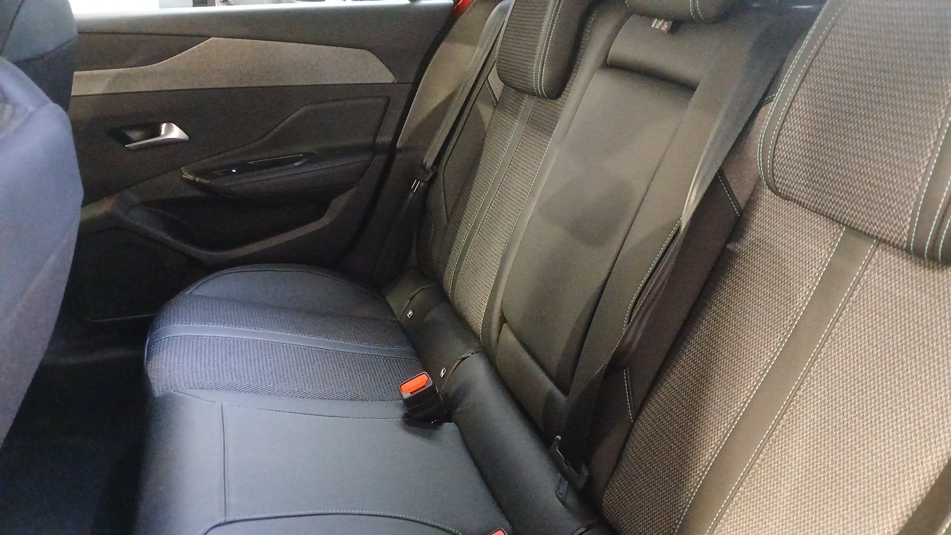 PEUGEOT 308 PureTech 130ch S&S EAT8 Allure