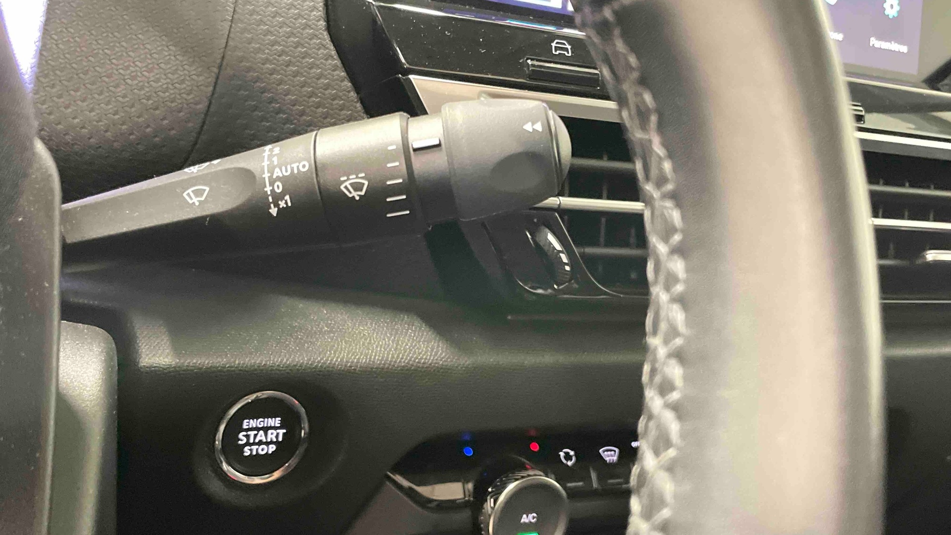 CITROEN C4 PureTech 130 S&S BVM6 Shine