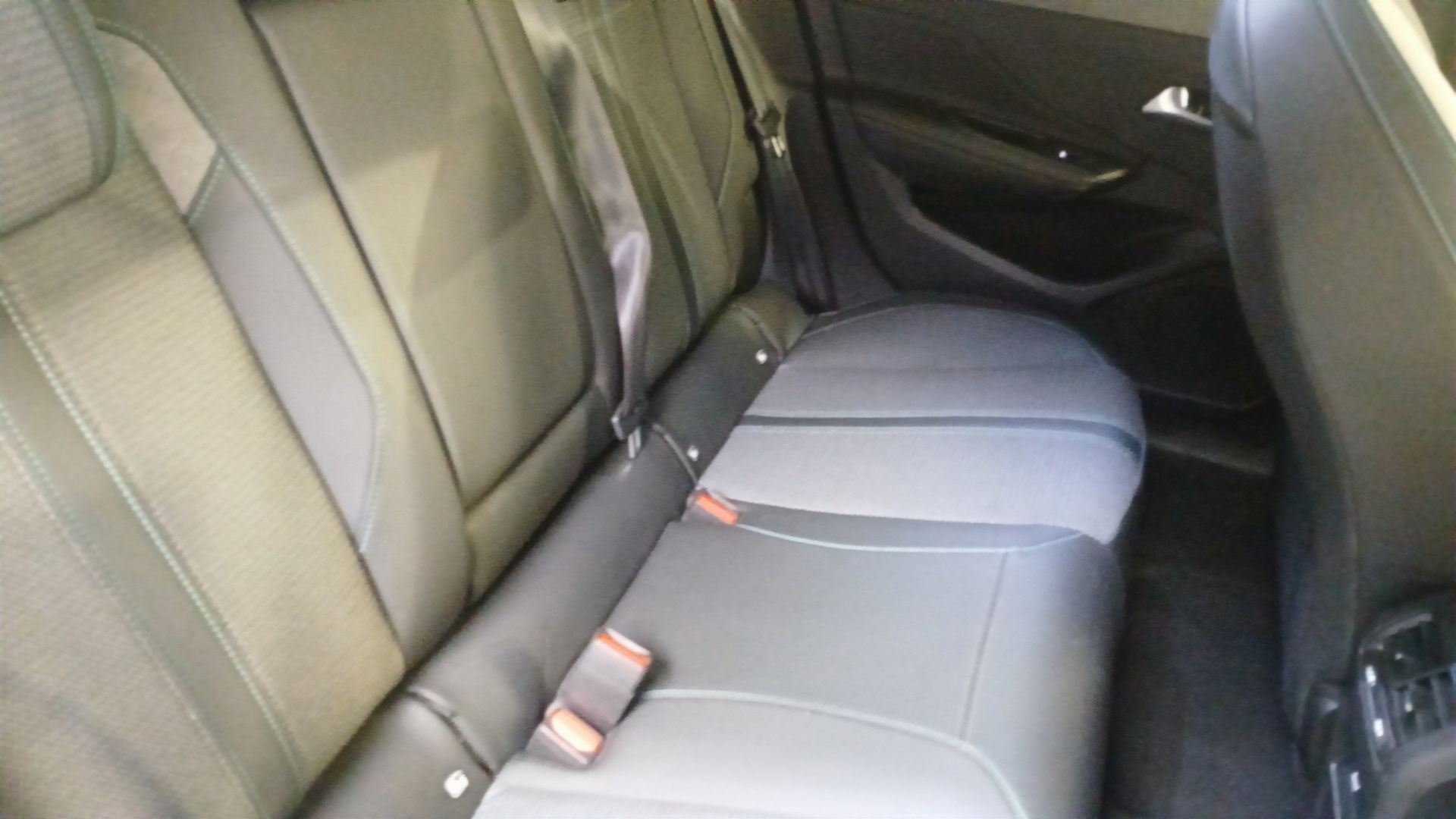PEUGEOT 308 PureTech 130ch S&S EAT8 Allure