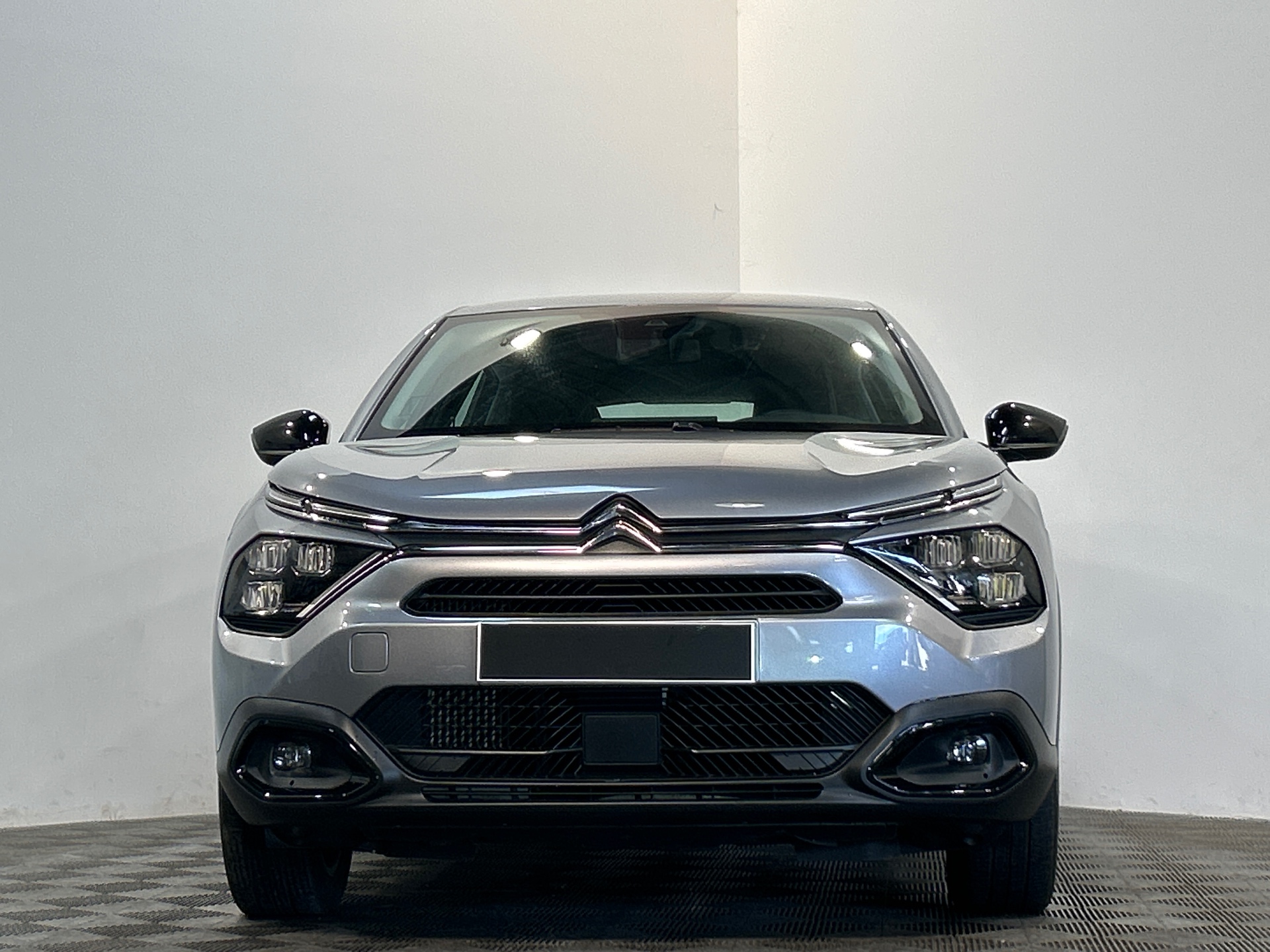 CITROEN C4 PureTech 130 BVM6 Plus