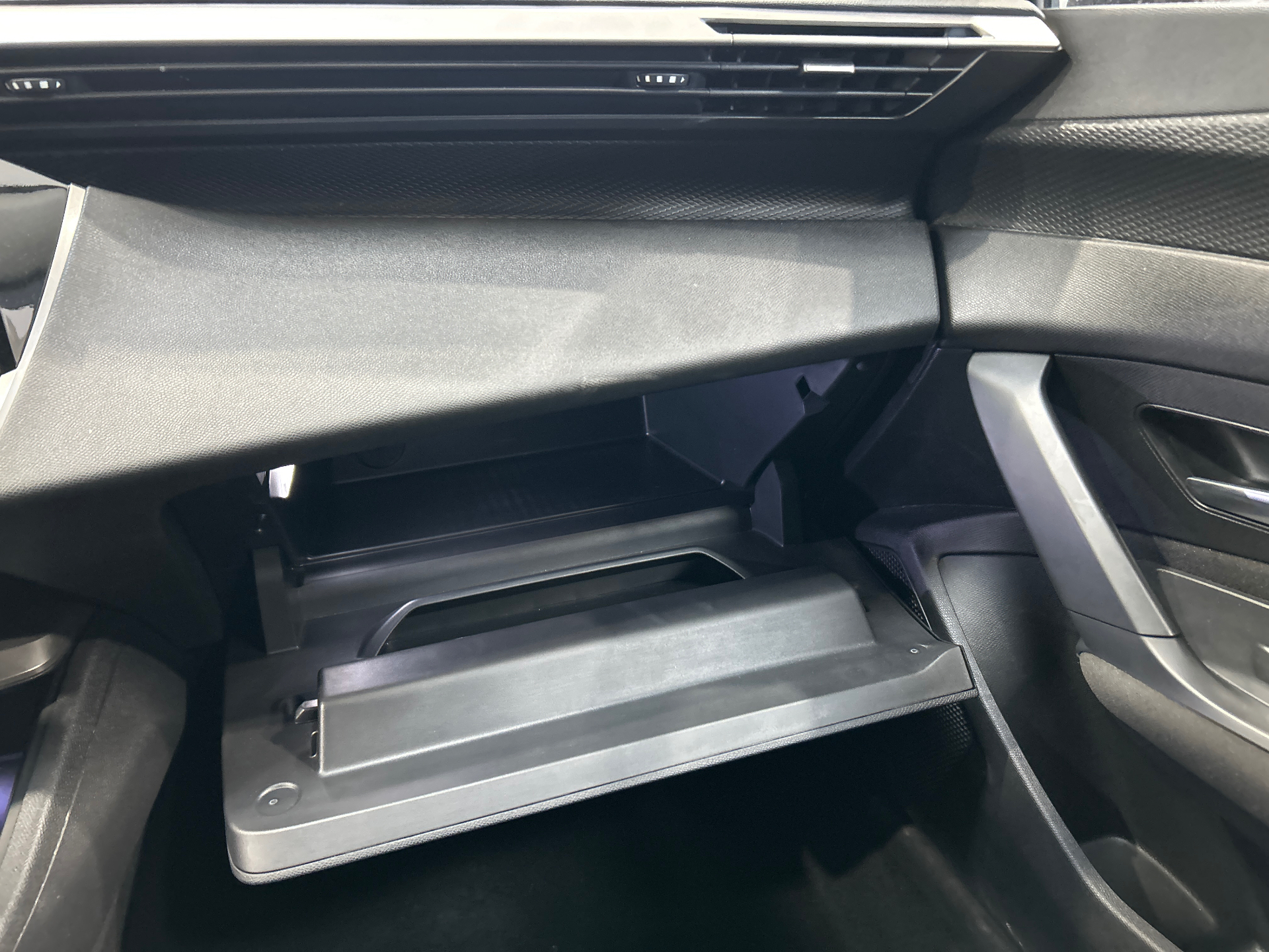 PEUGEOT 308 ACTIVE PACK PTECH130 S&S EAT8