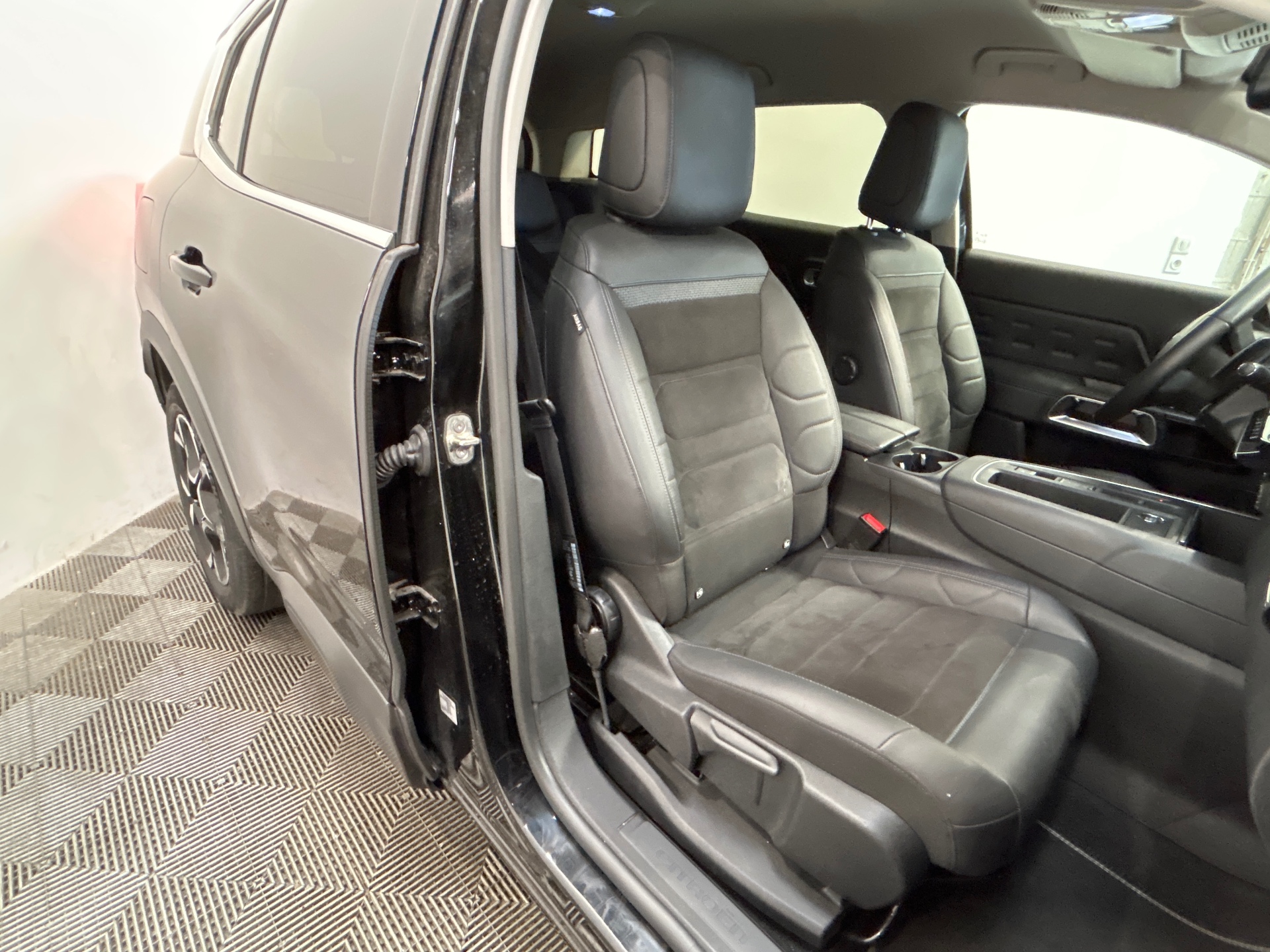 CITROEN C5 AIRCROSS PureTech 130 S&S EAT8 Feel Pack