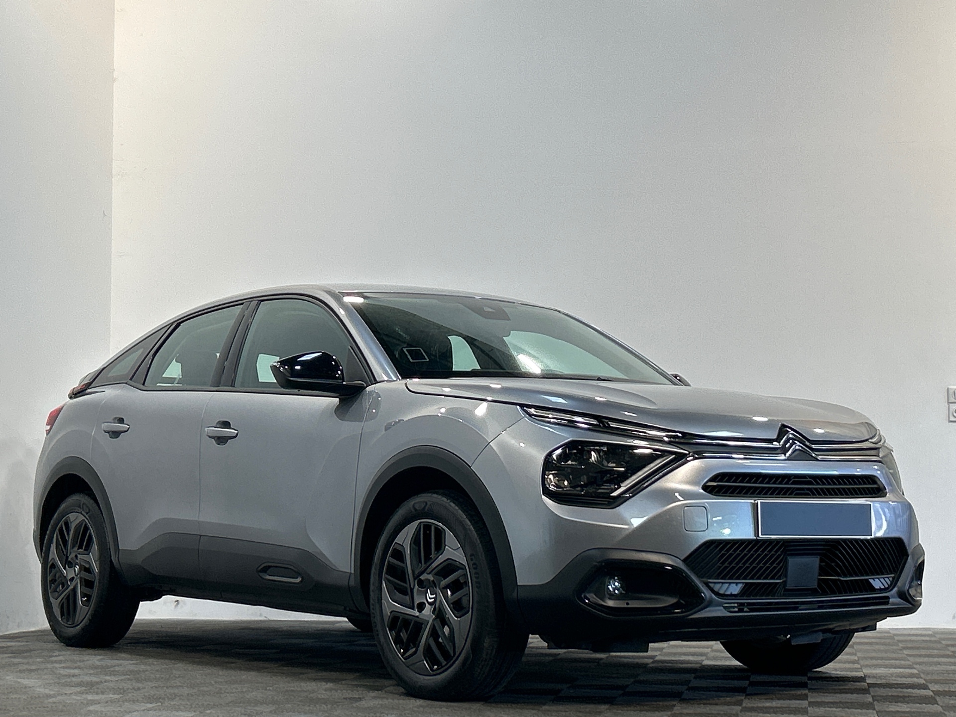 CITROEN C4 PureTech 130 BVM6 Plus