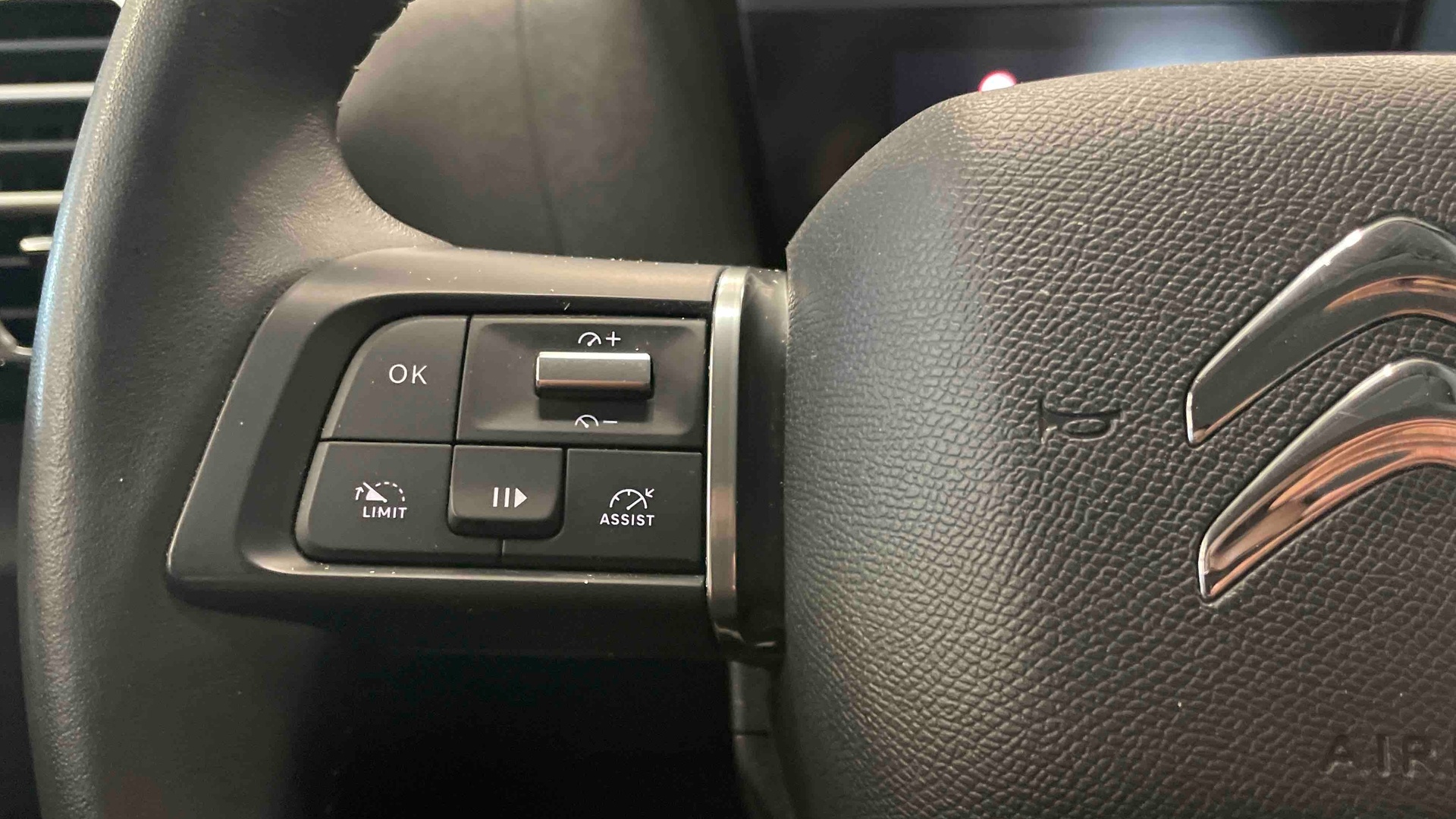 CITROEN C4 PureTech 130 BVM6 Plus