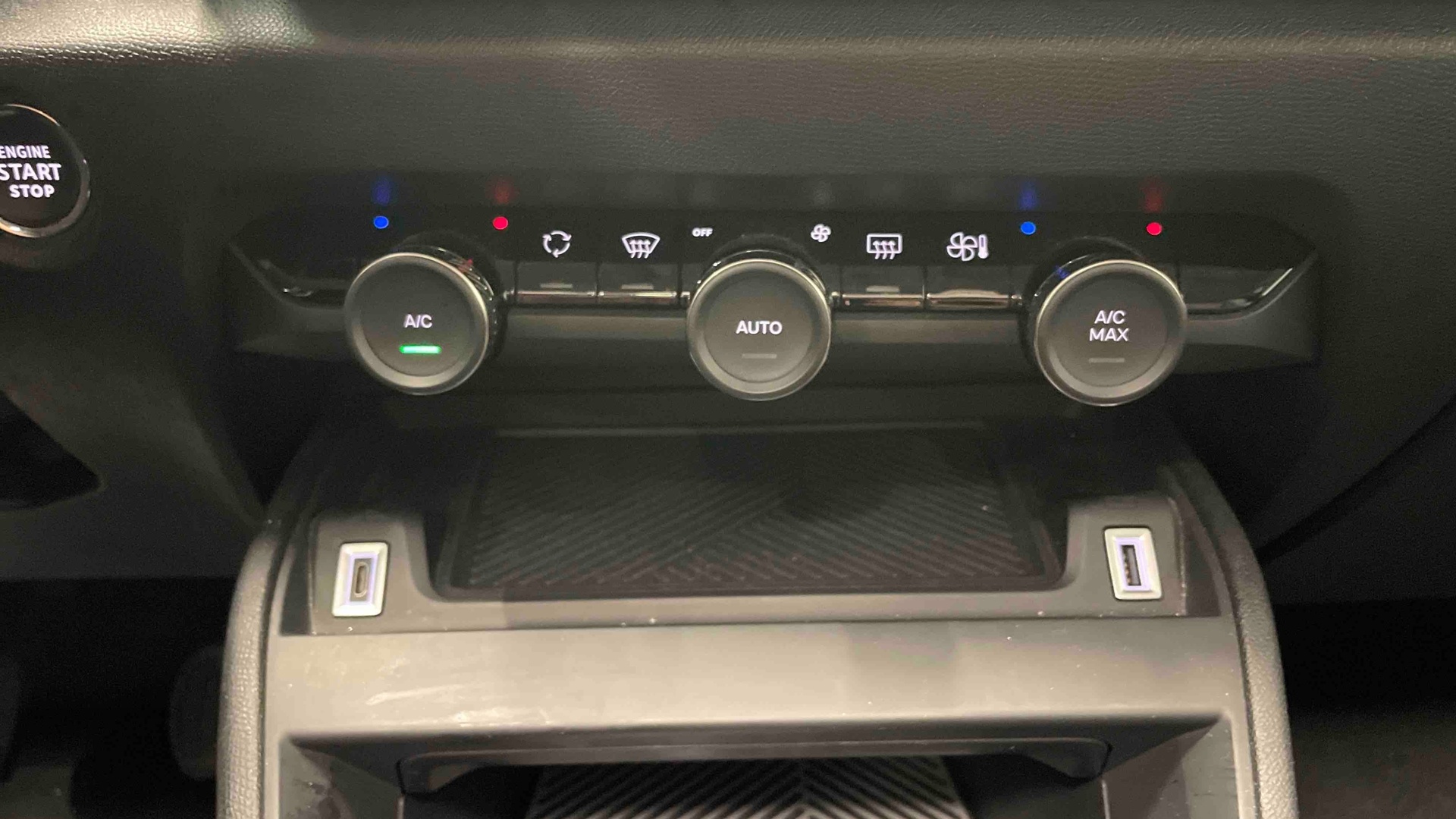 CITROEN C4 PureTech 130 S&S BVM6 Shine