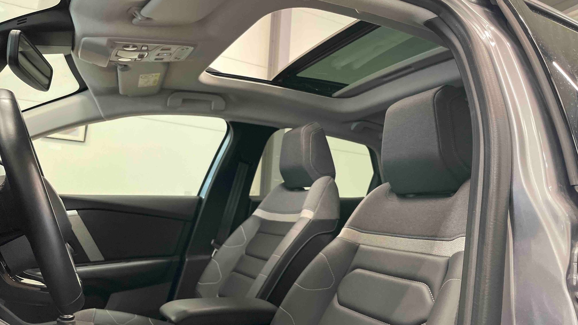 CITROEN C4 PureTech 130 S&S BVM6 Shine