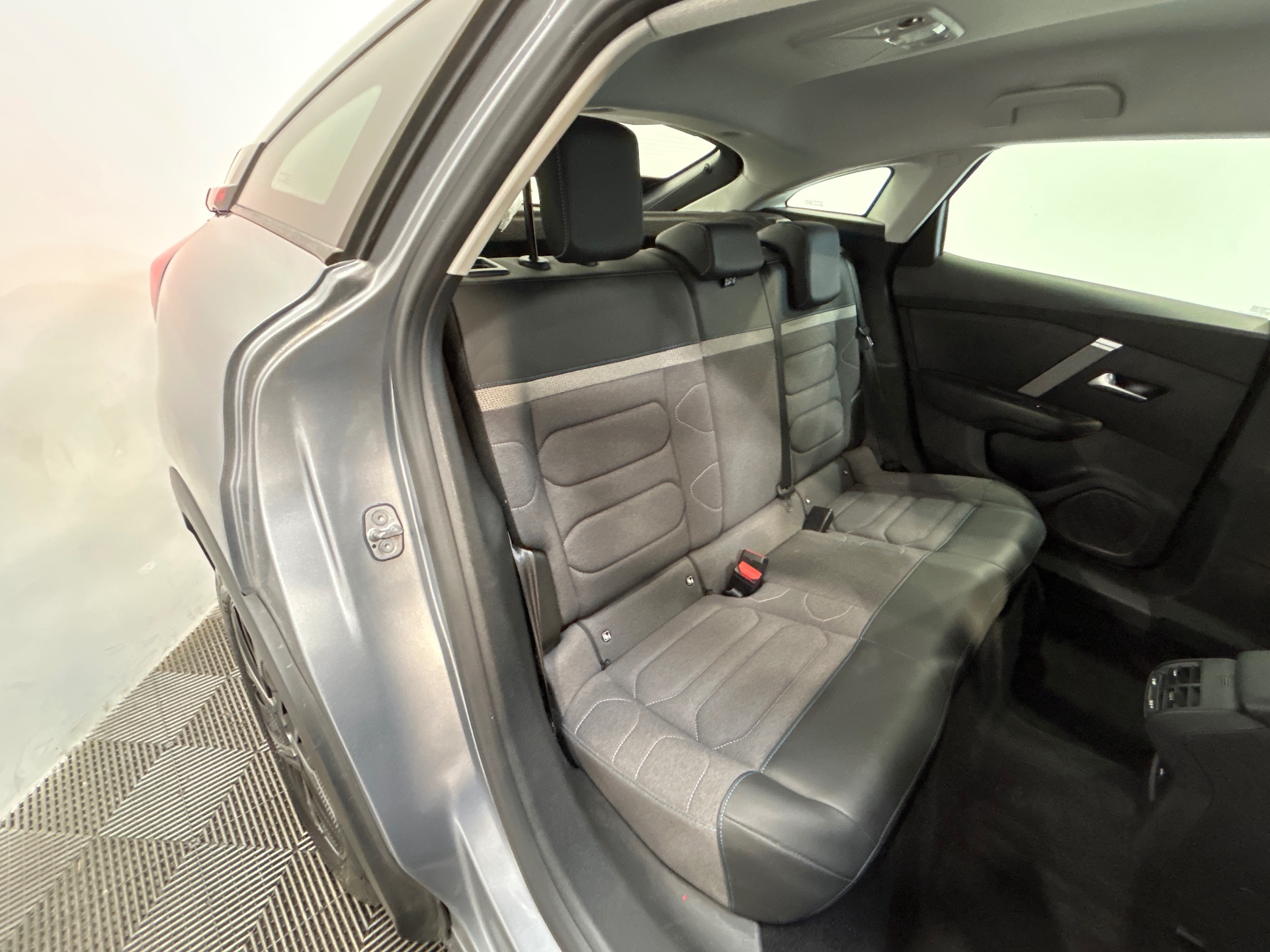 CITROEN C4 PureTech 130 BVM6 Plus