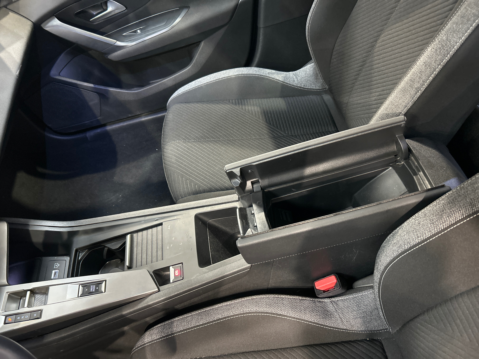 PEUGEOT 308 ACTIVE PACK PTECH130 S&S EAT8