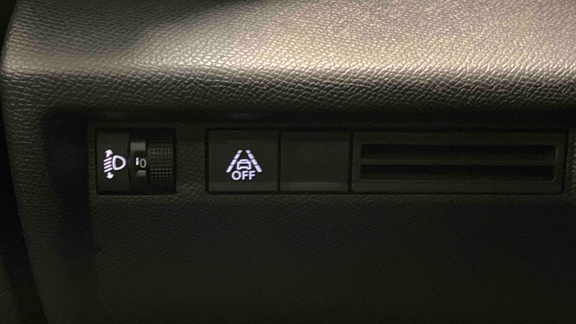 CITROEN C4 PureTech 130 BVM6 Plus