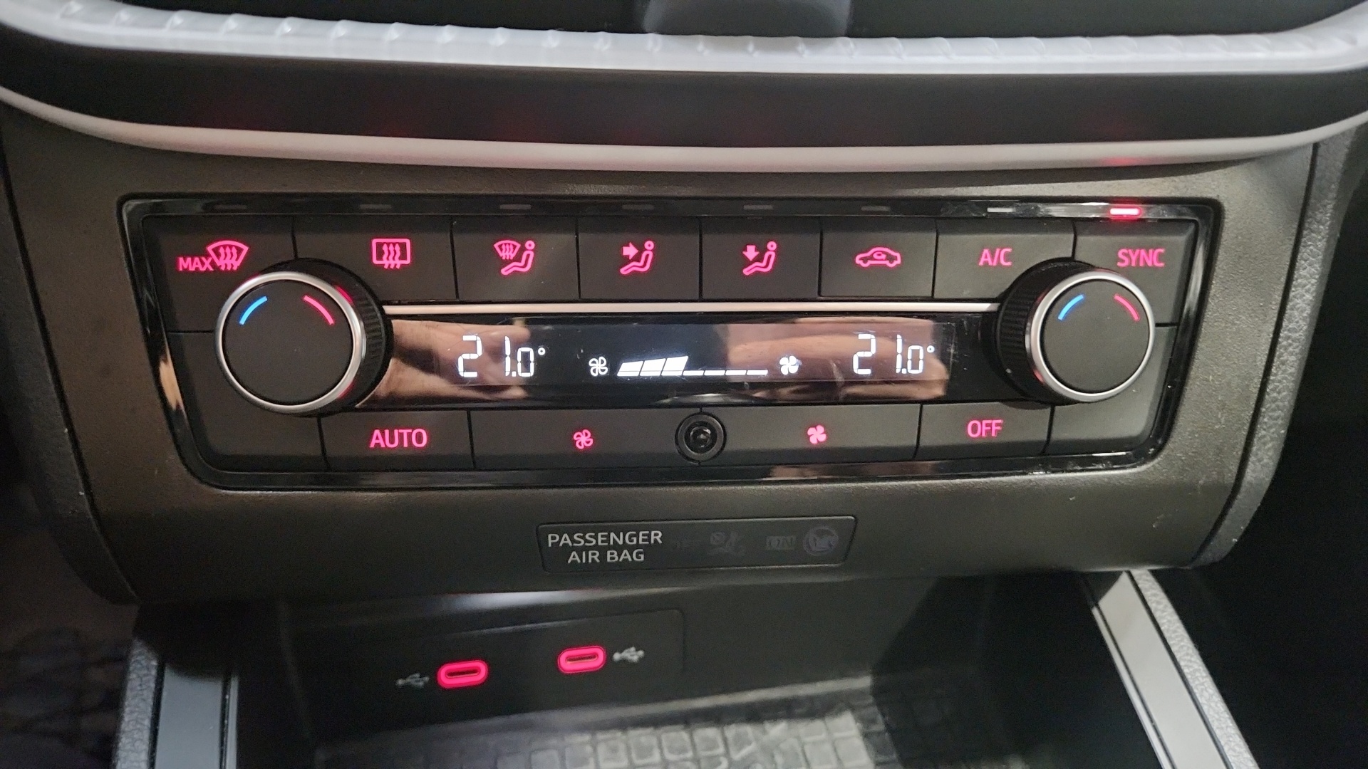 SEAT IBIZA 1.0 TSI 110 ch S/S BVM6 Copa