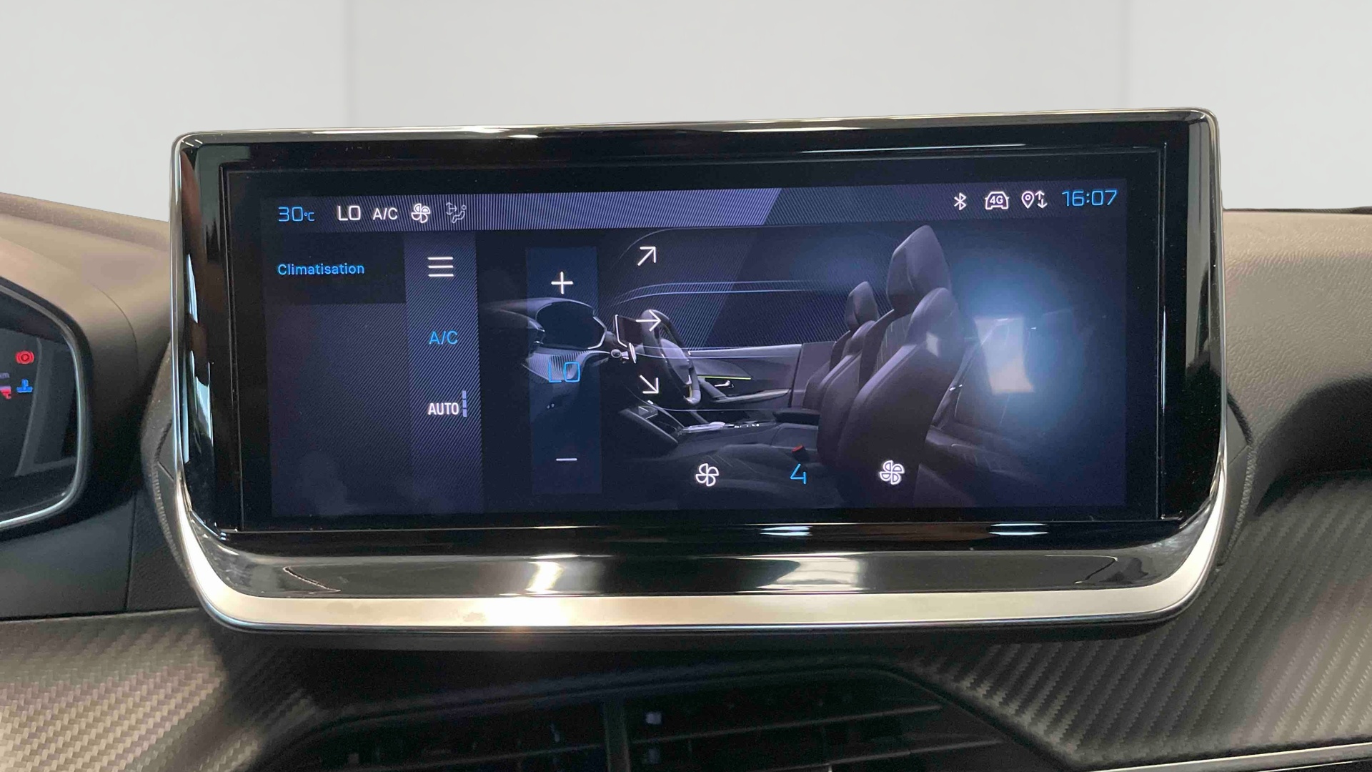 PEUGEOT 2008 PureTech 100 S&S BVM6 Allure