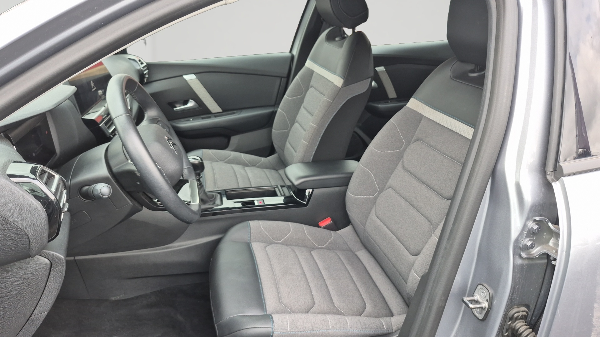 CITROEN C4 PURETECH 130CH.BVM PLUS
