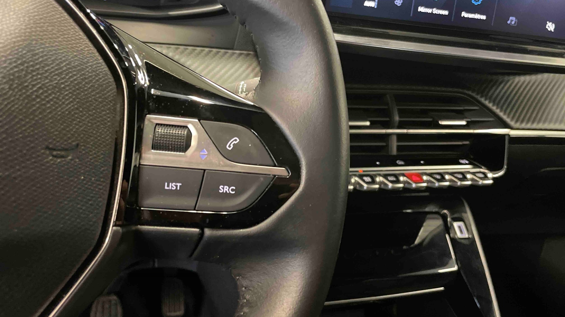 PEUGEOT 2008 PureTech 100 S&S BVM6 Allure