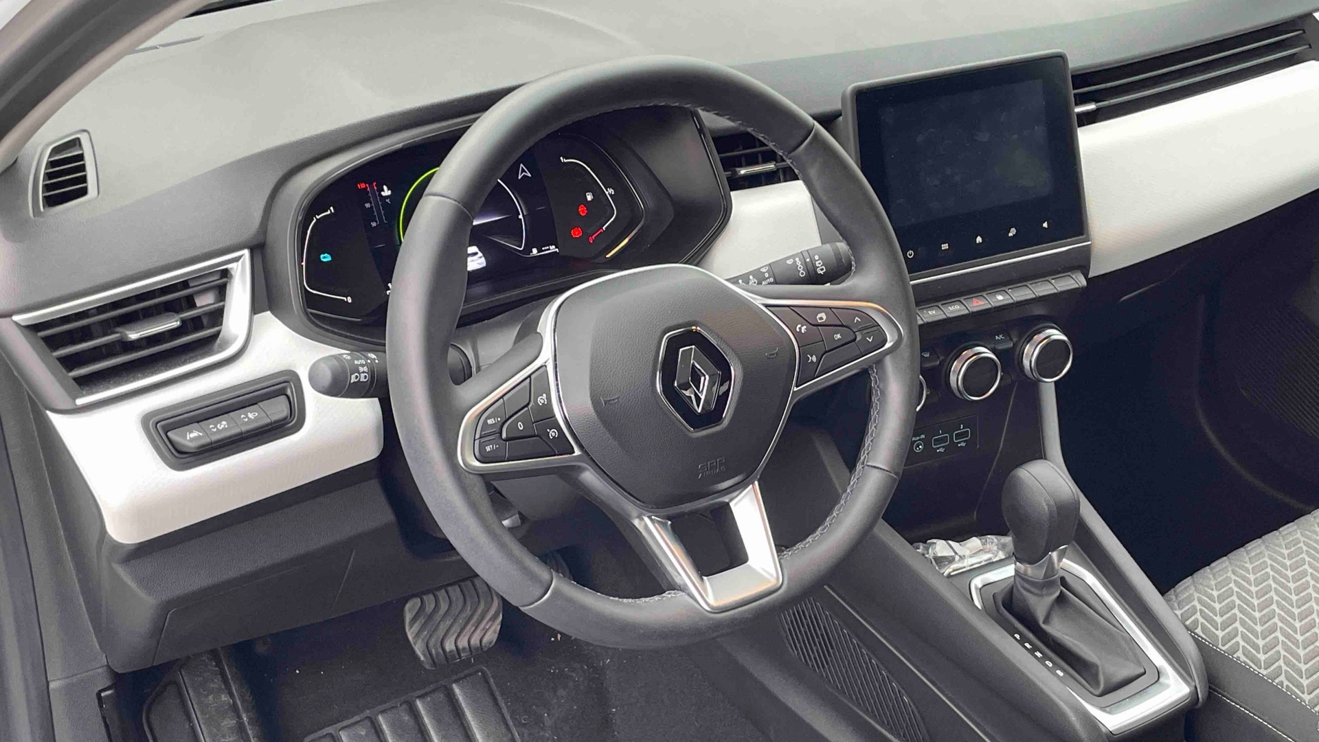 RENAULT CLIO V E-Tech full hybrid 145 Evolution