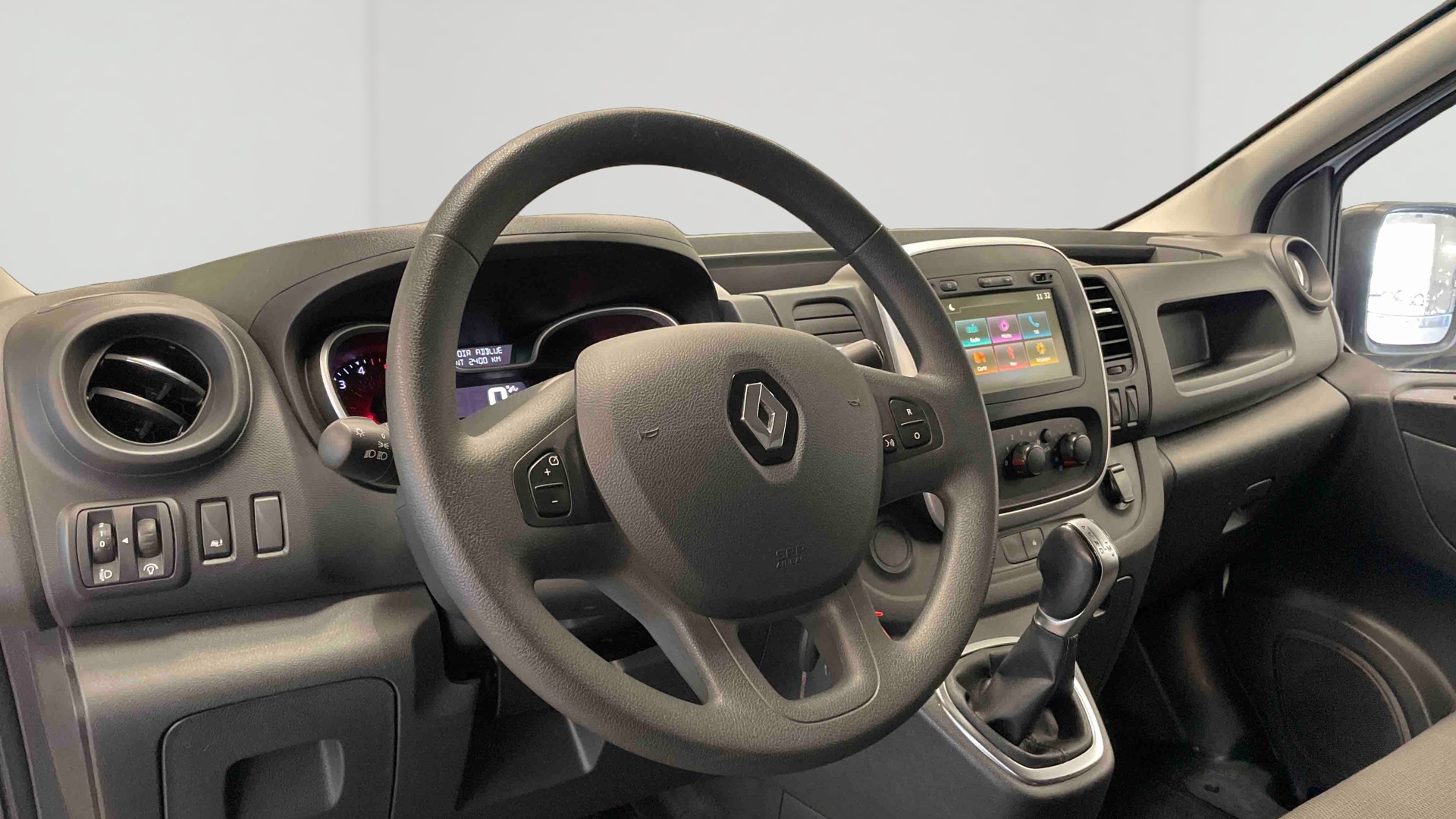 RENAULT TRAFIC FOURGON FGN L1H1 1000 KG DCI 145 ENERGY EDC CONFORT