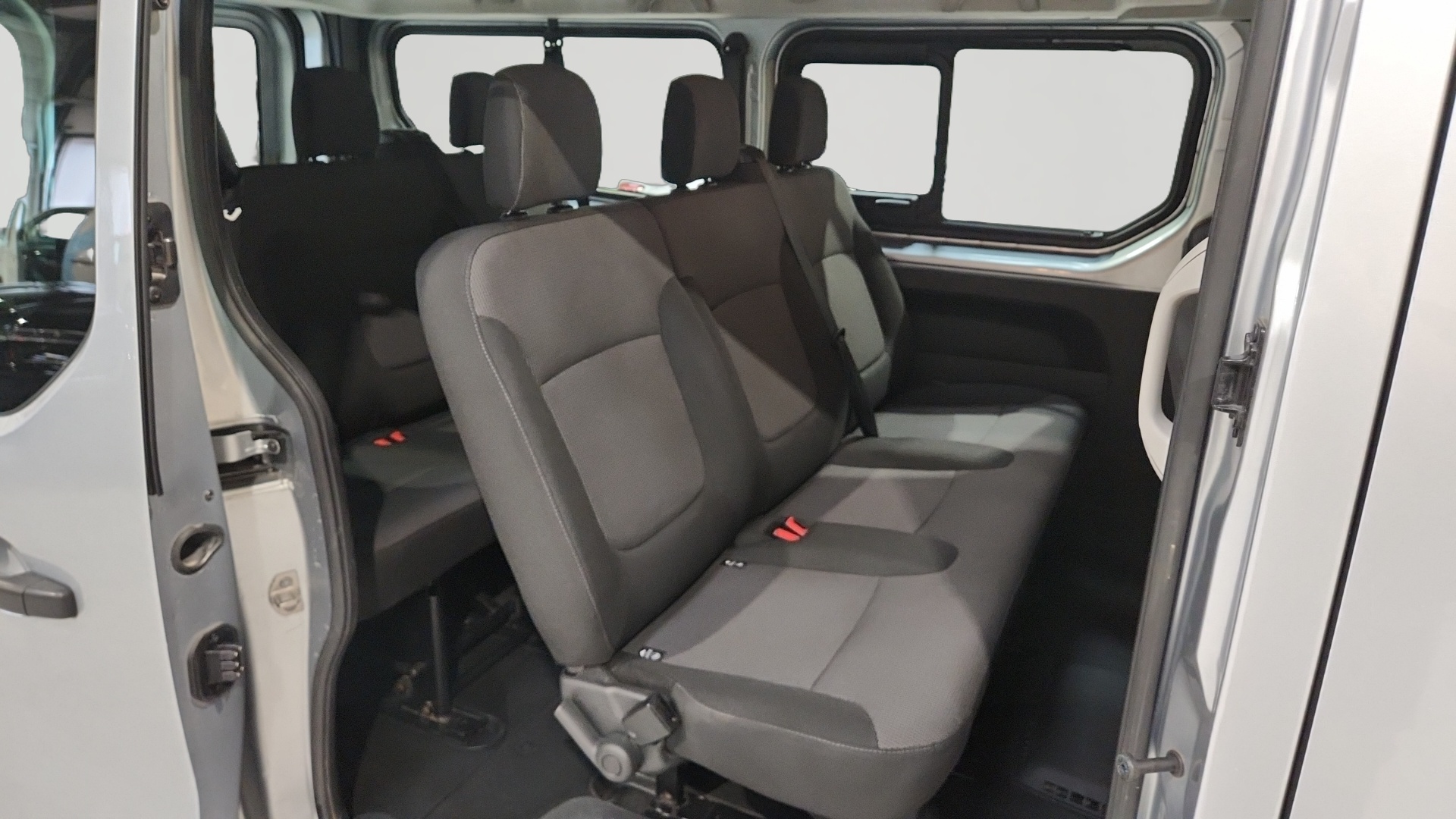 RENAULT TRAFIC COMBI L2 dCi 150 Energy S&S EDC Zen 9 PLACES