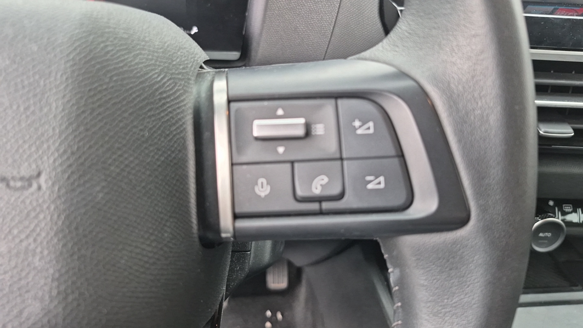 CITROEN C4 PURETECH 130CH.BVM PLUS