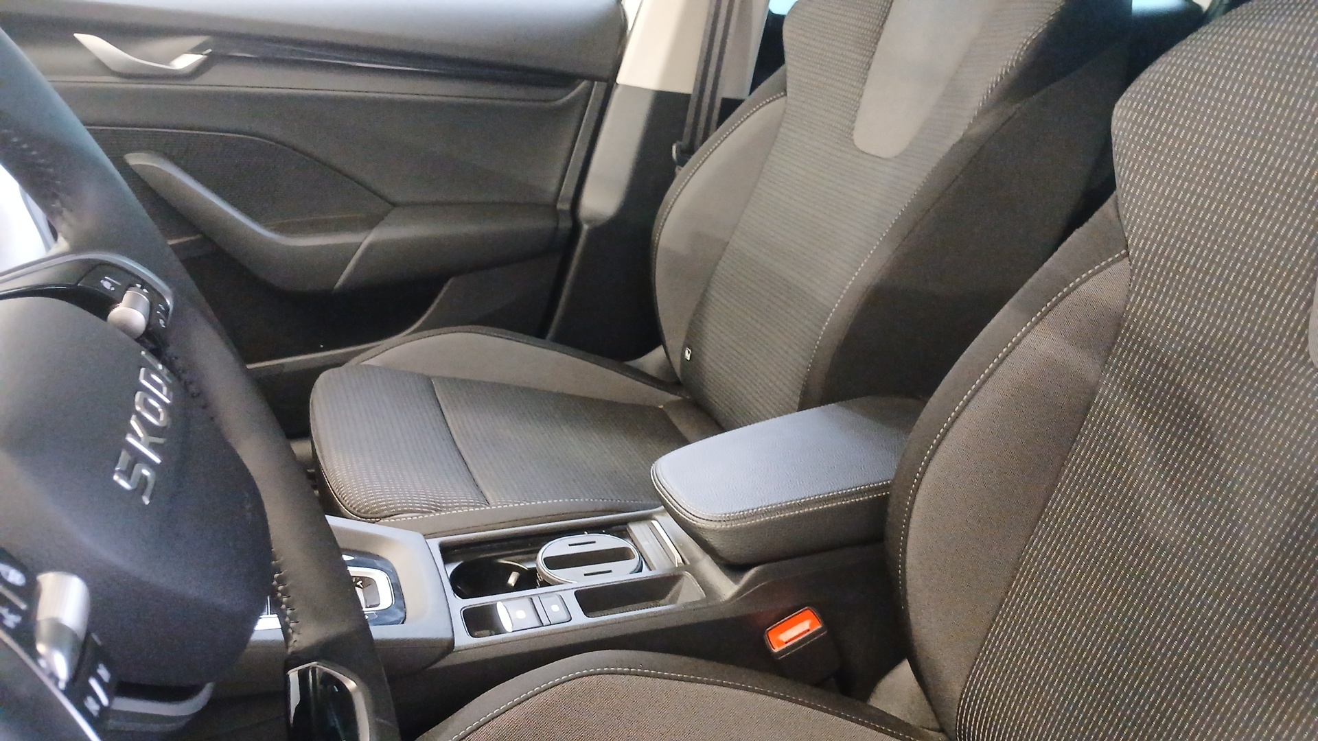 SKODA OCTAVIA COMBI COMBI Selection 2.0 TDI 150 DSG
