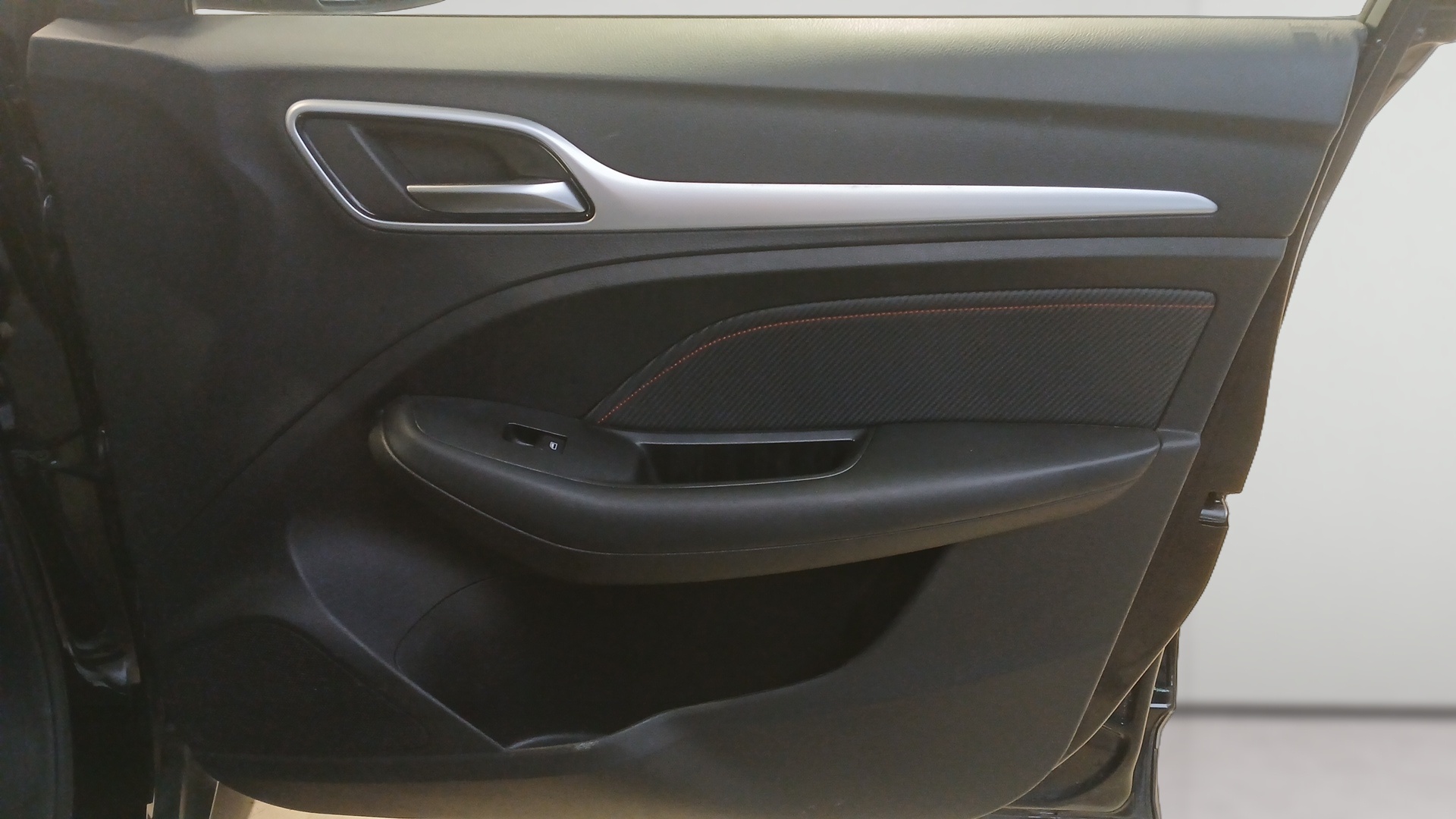 MG ZS ELECTRIQUE EV Autonomie Standard 51kWh - 130 kW 2WD Luxury