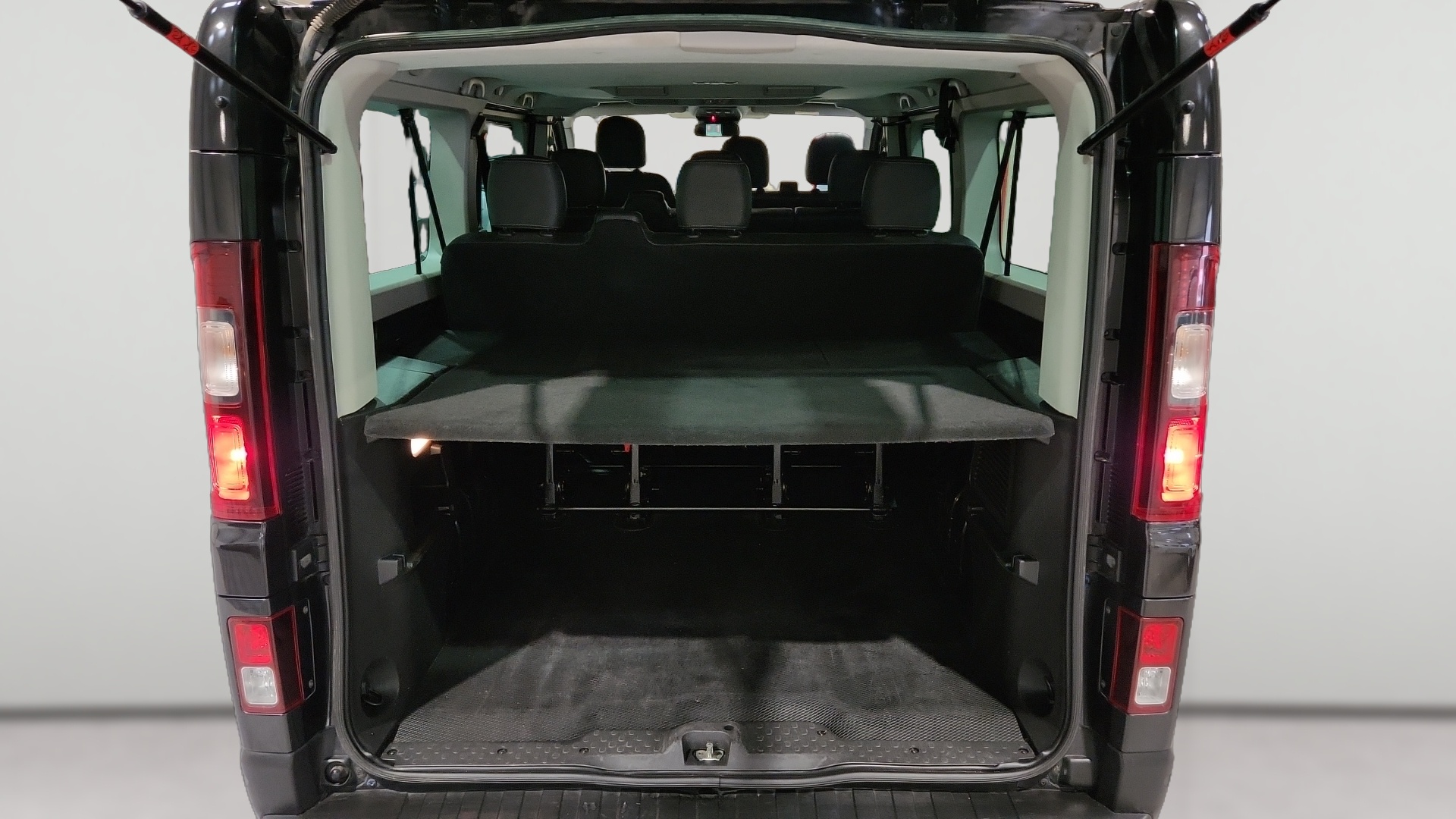 RENAULT TRAFIC COMBI L2 dCi 170 Energy S&S EDC Intens 9 PLACES