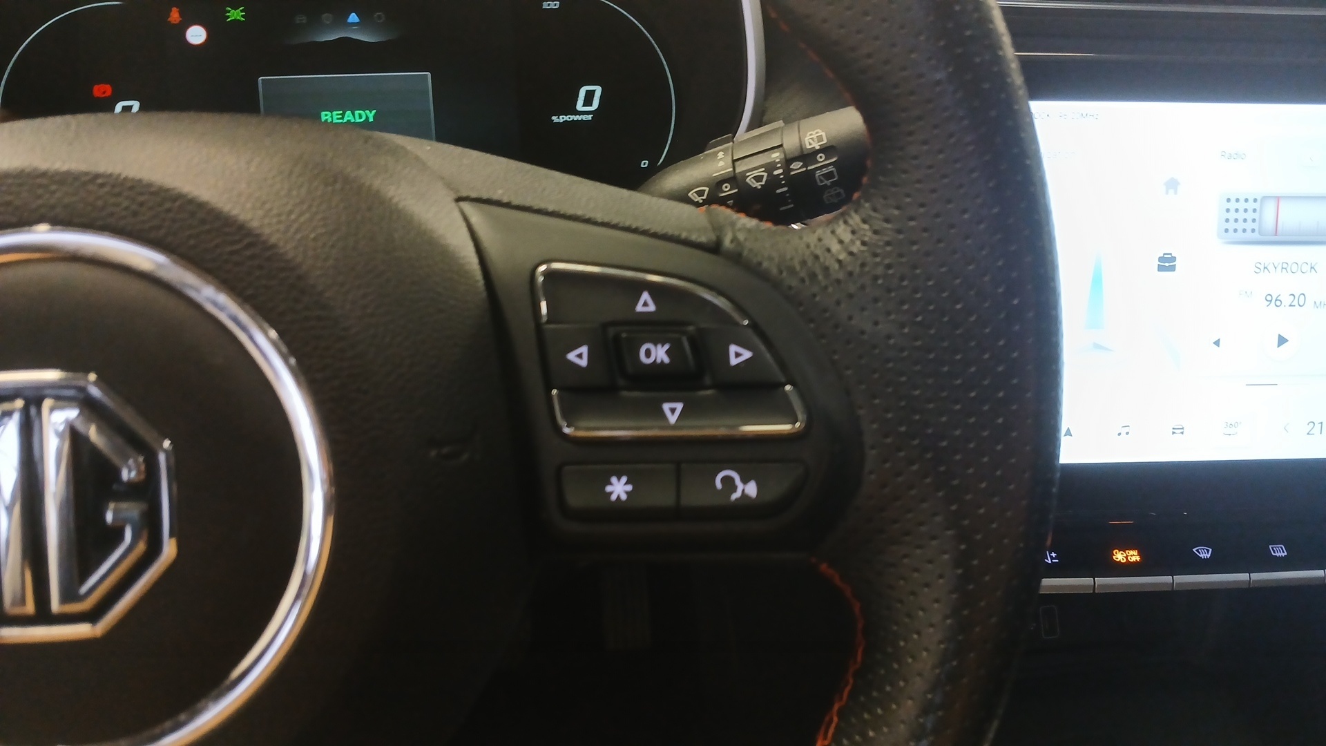 MG ZS ELECTRIQUE EV Autonomie Standard 51kWh - 130 kW 2WD Luxury