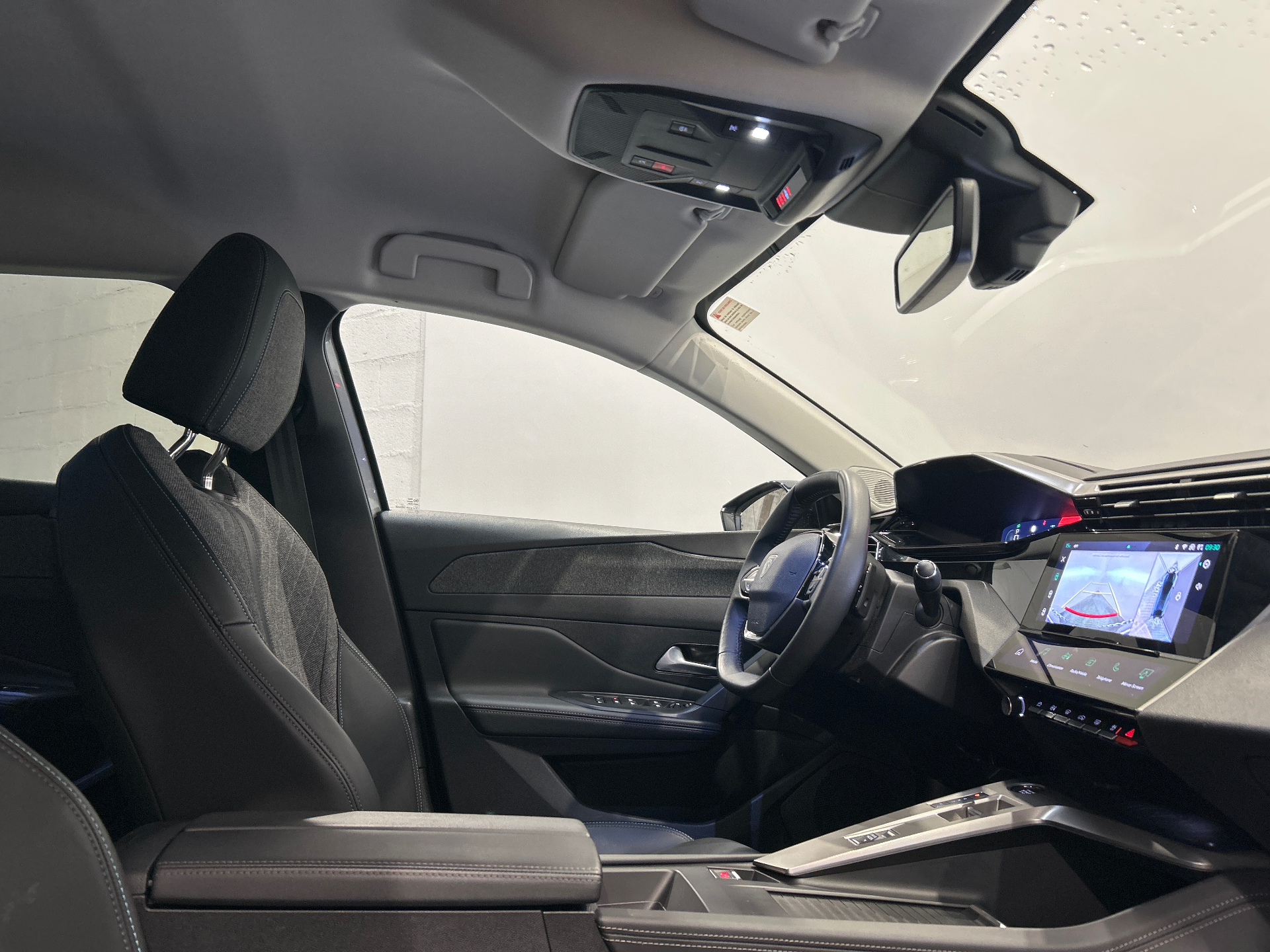 PEUGEOT 408 ALLURE PURETECH 130 S&S EAT8